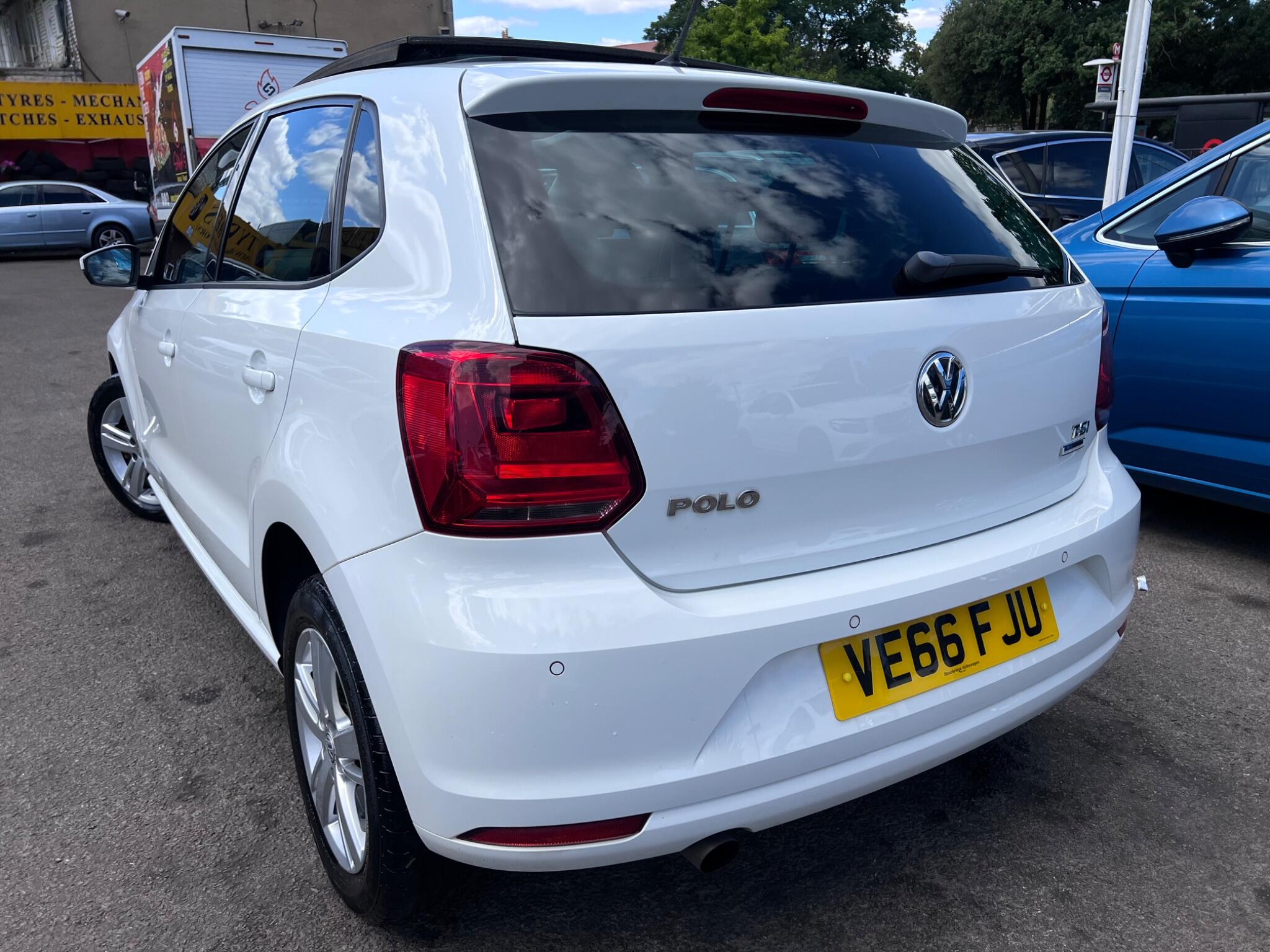Volkswagen Polo view 14
