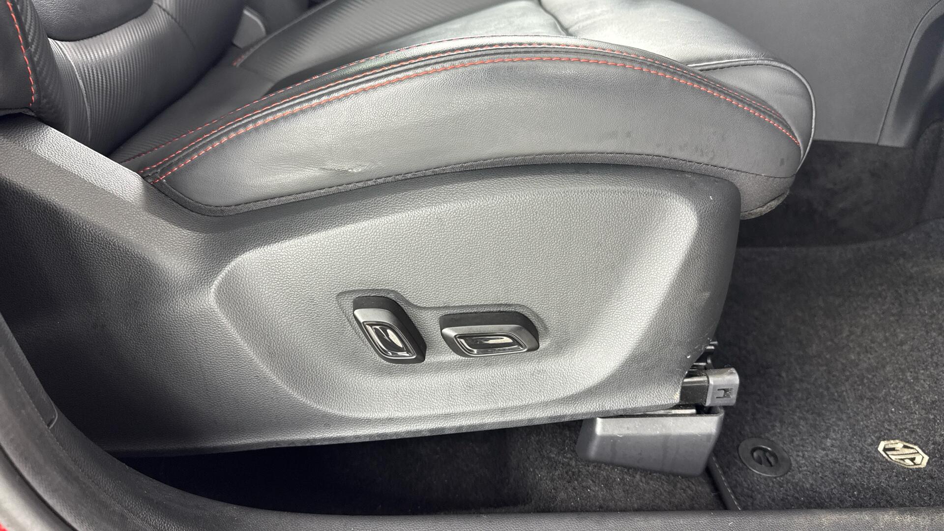 MG ZS view 17
