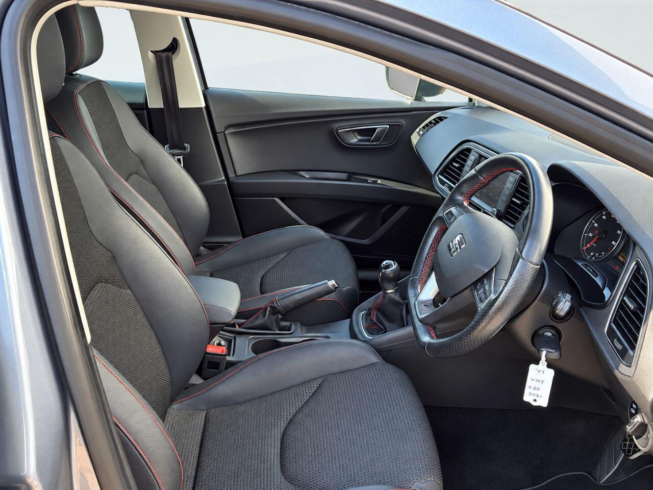 Seat Leon view 2