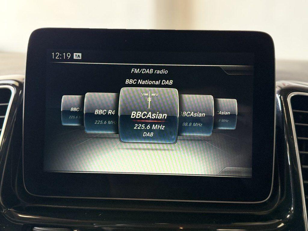 Mercedes-Benz Gle view 46