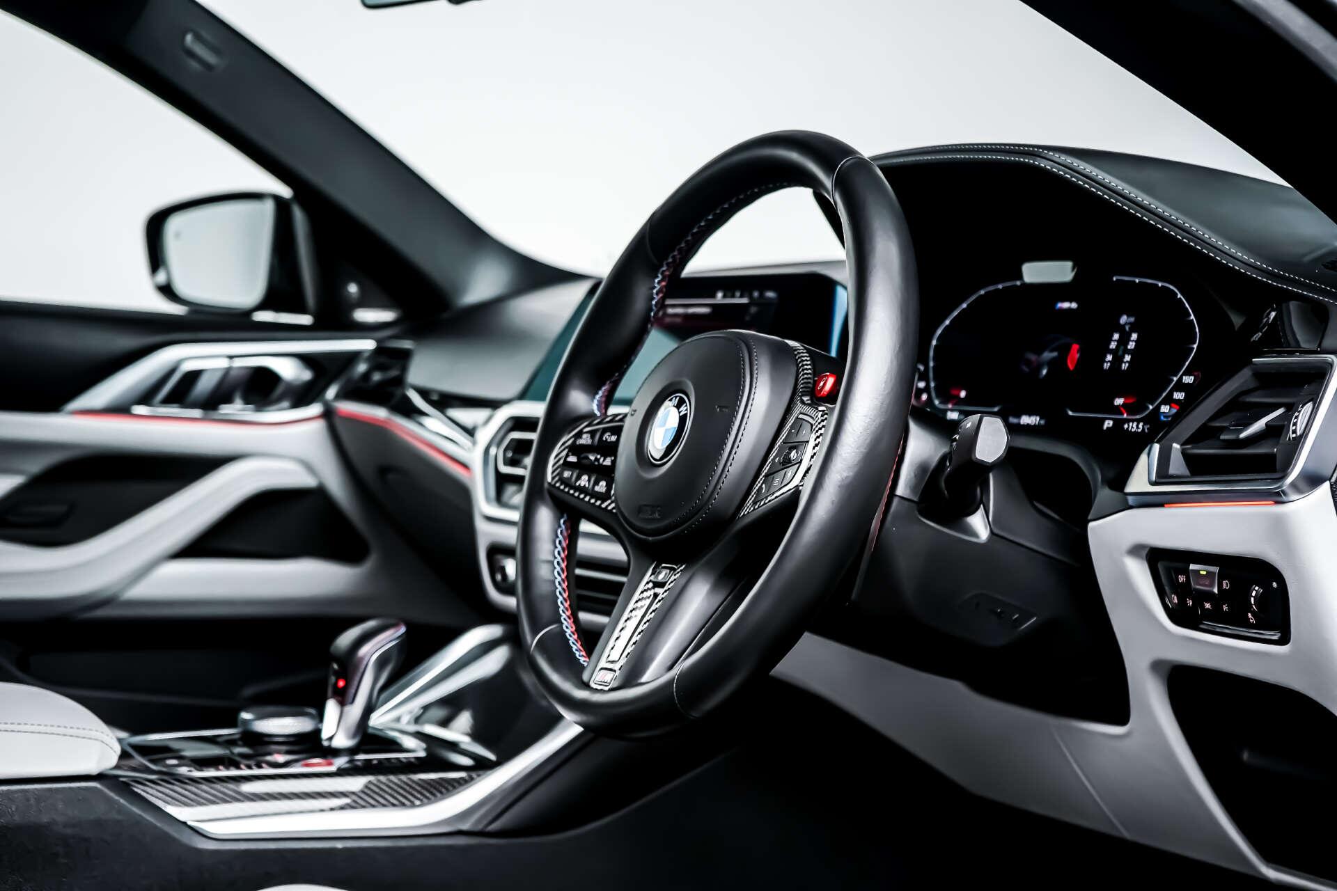 BMW M4 view 12