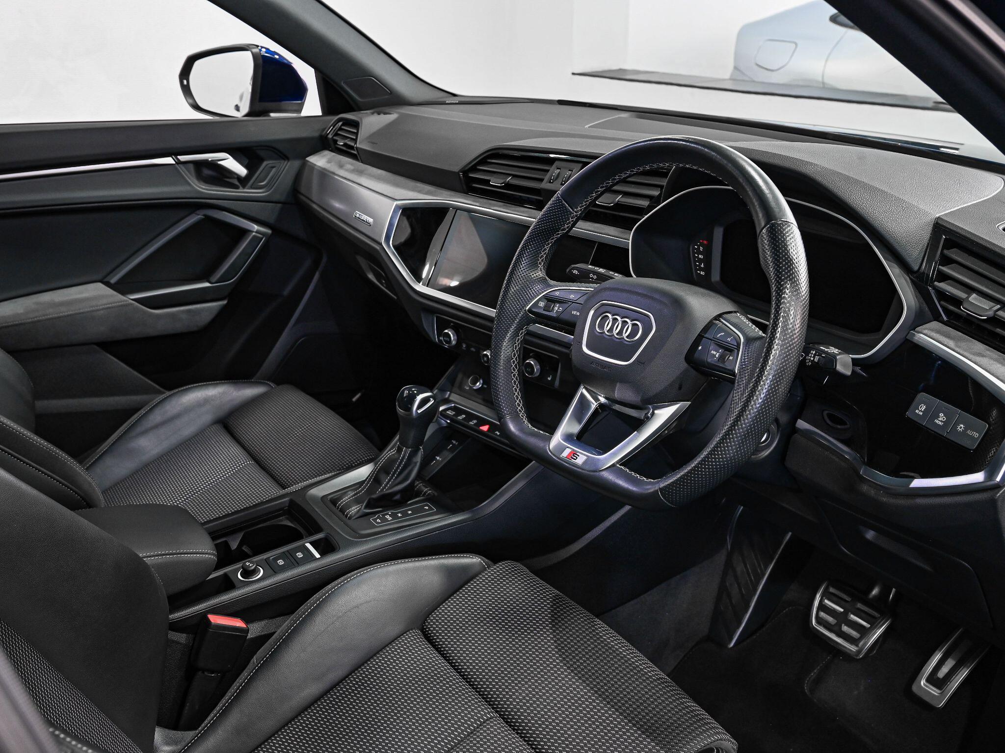 Audi Q3 view 2