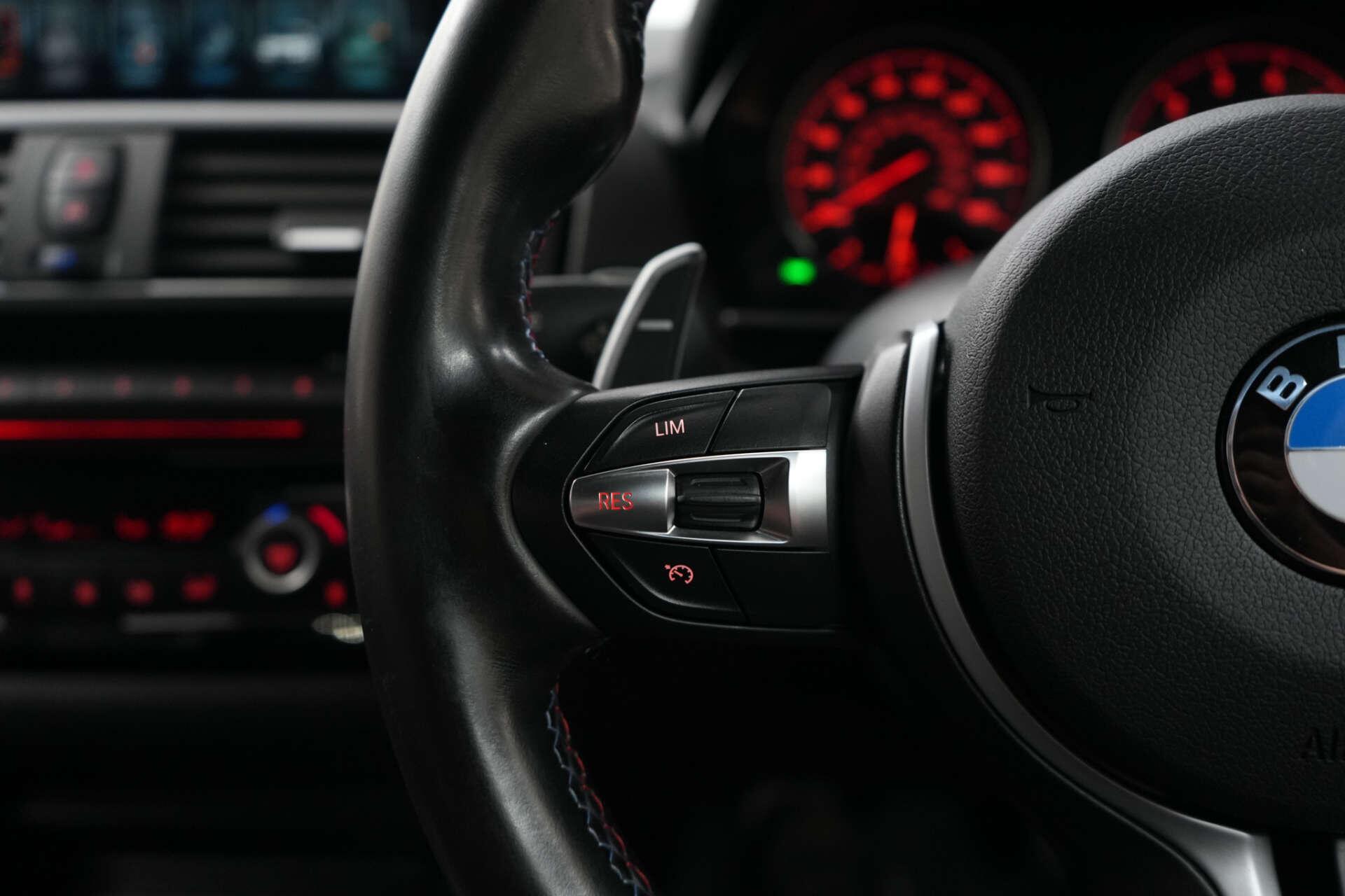 BMW M2 view 40