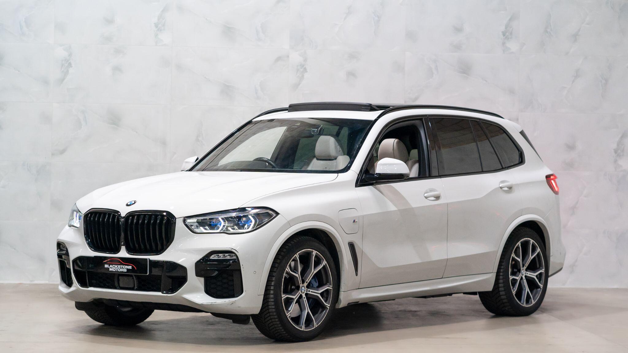 BMW X5 view 5