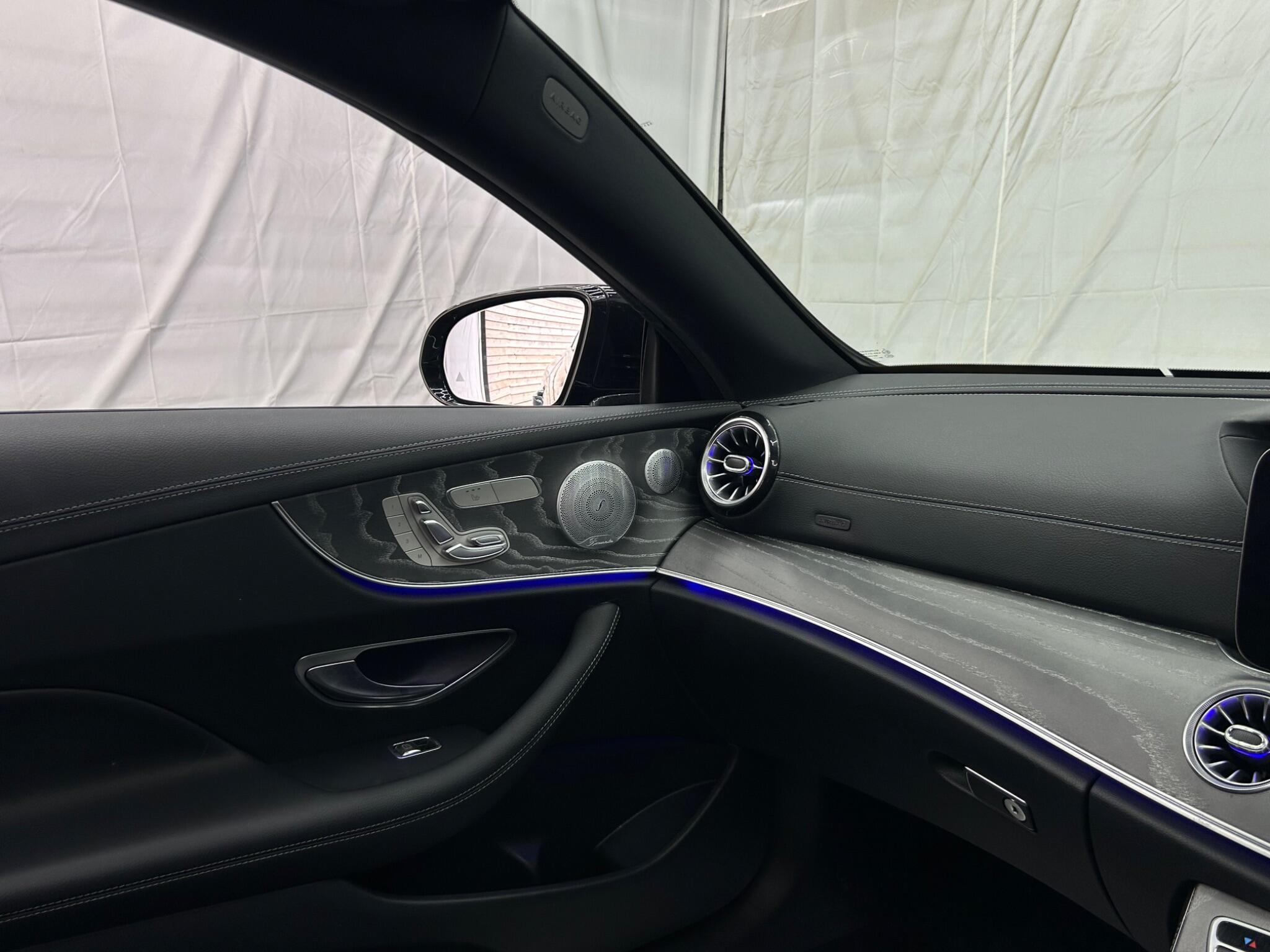 Mercedes-Benz E Class view 10