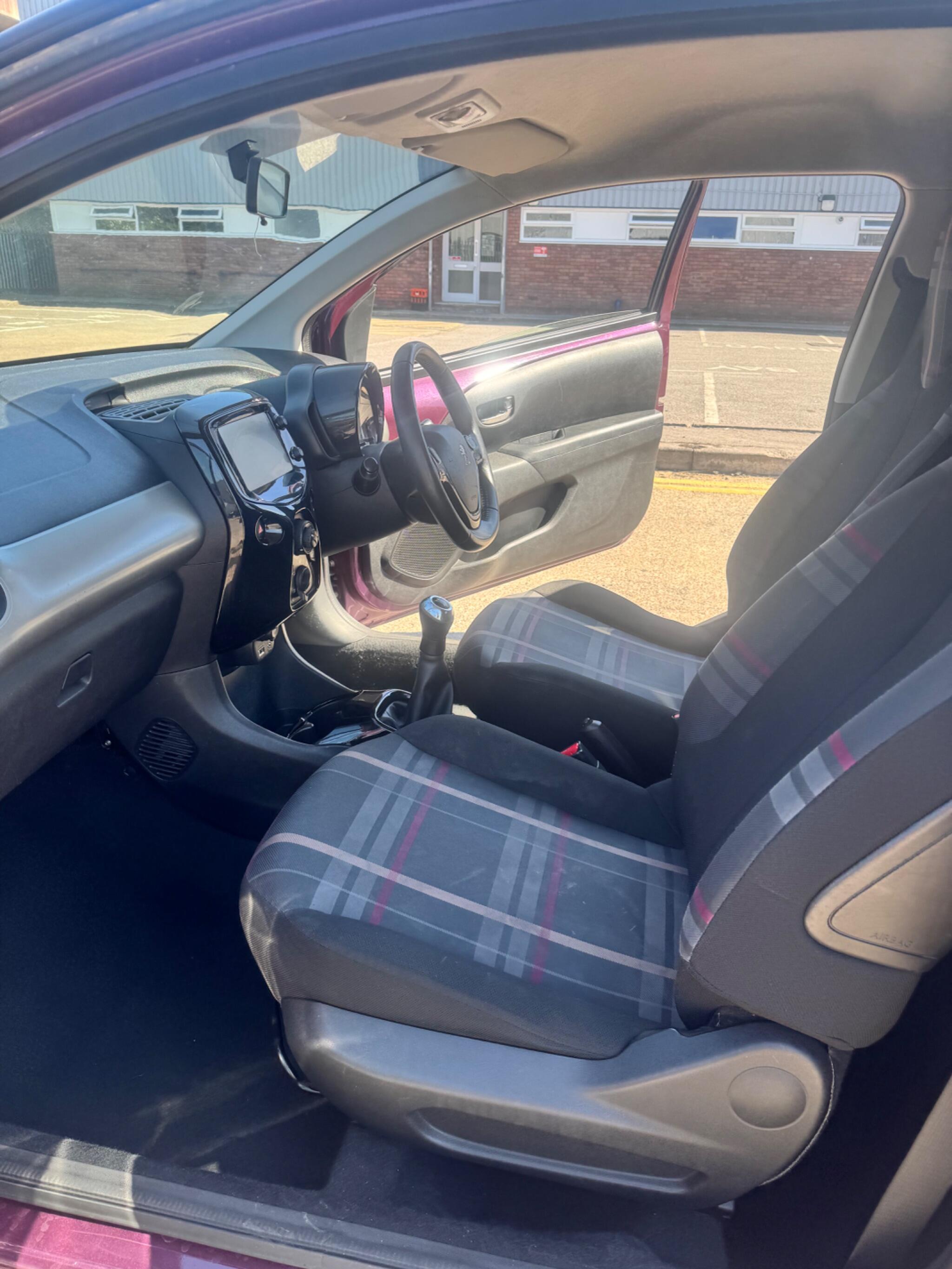 Peugeot 108 view 36