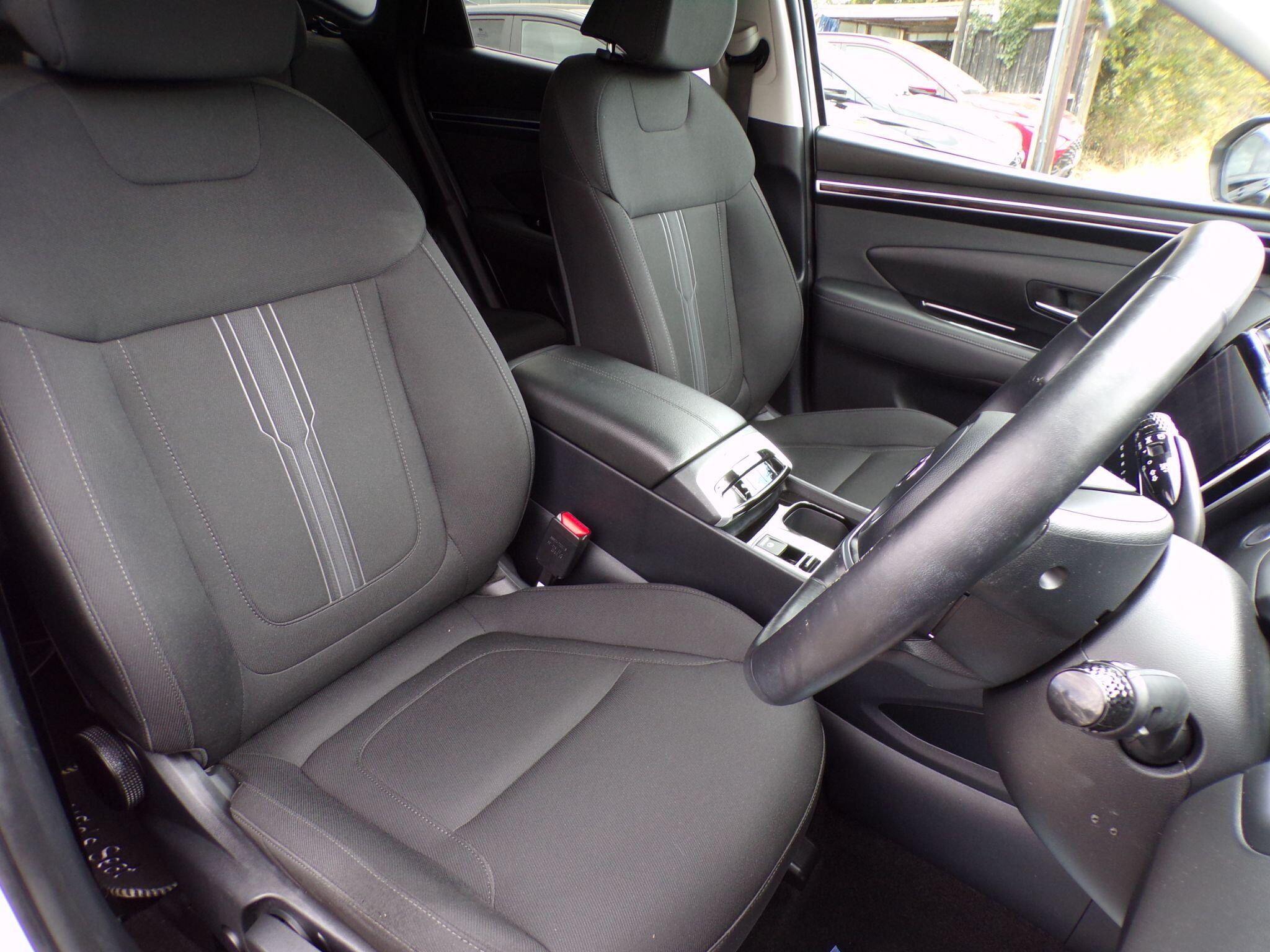 Hyundai Tucson view 15