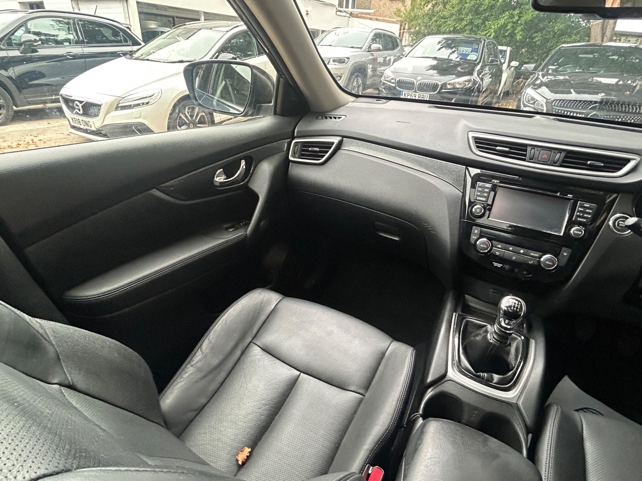 Nissan X-Trail view 27