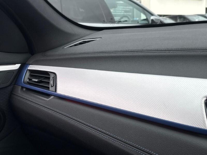 BMW X1 view 32