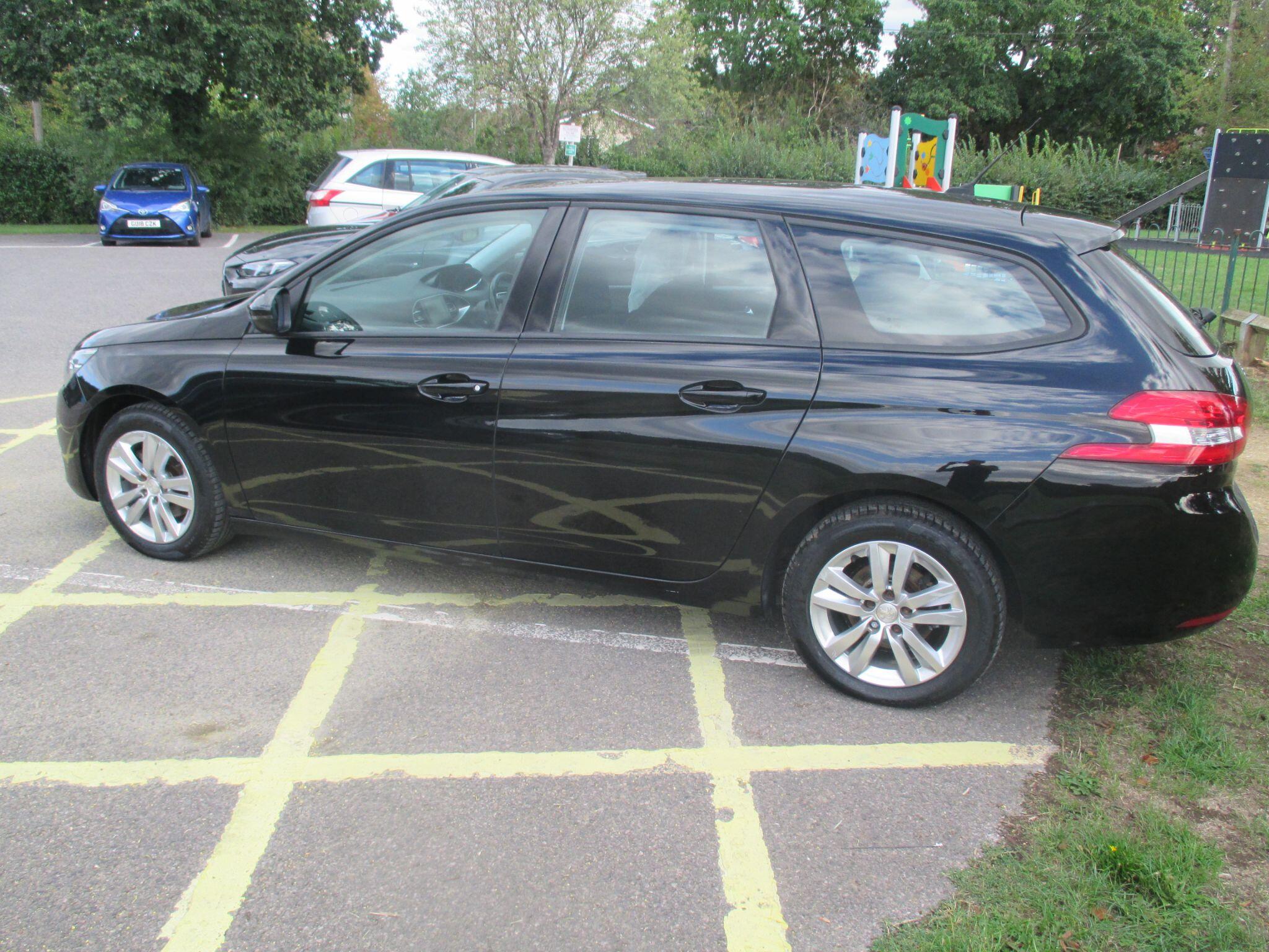 Peugeot 308 SW view 20