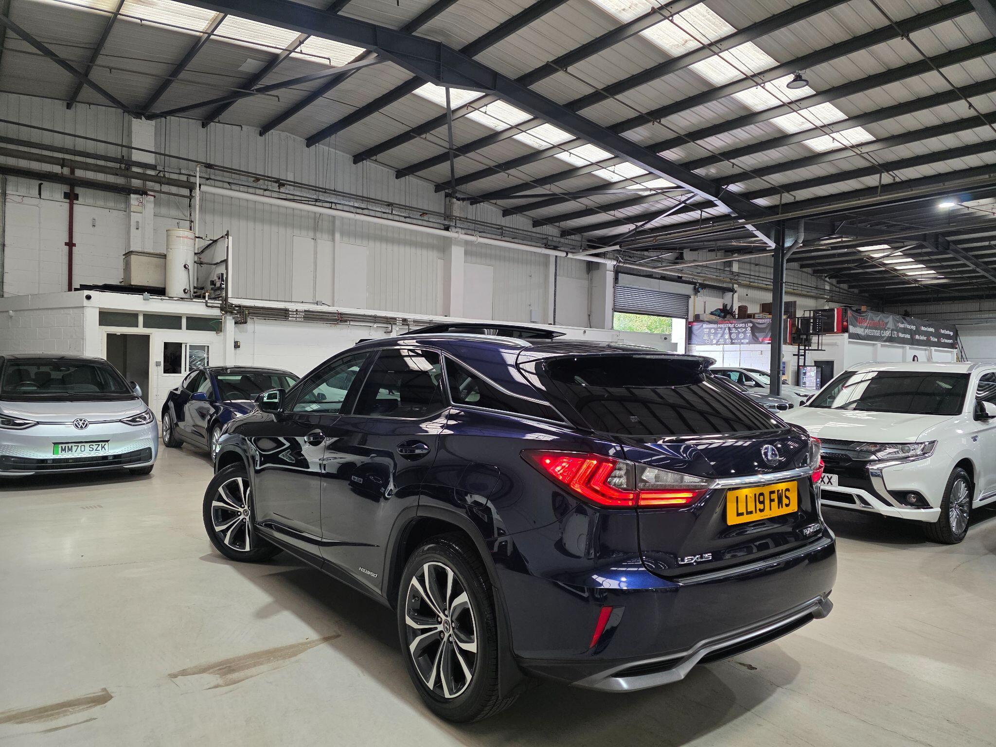Lexus RX view 32