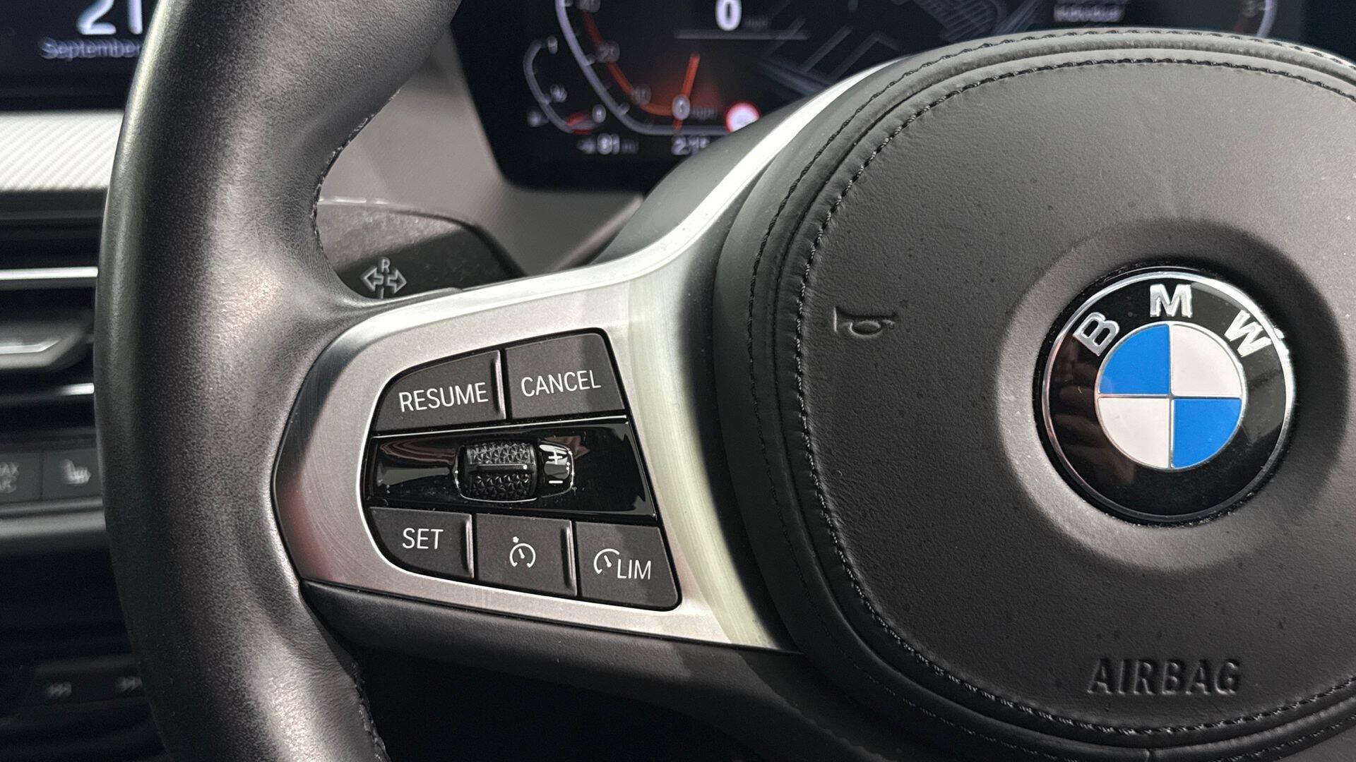 BMW 1 Series view 17
