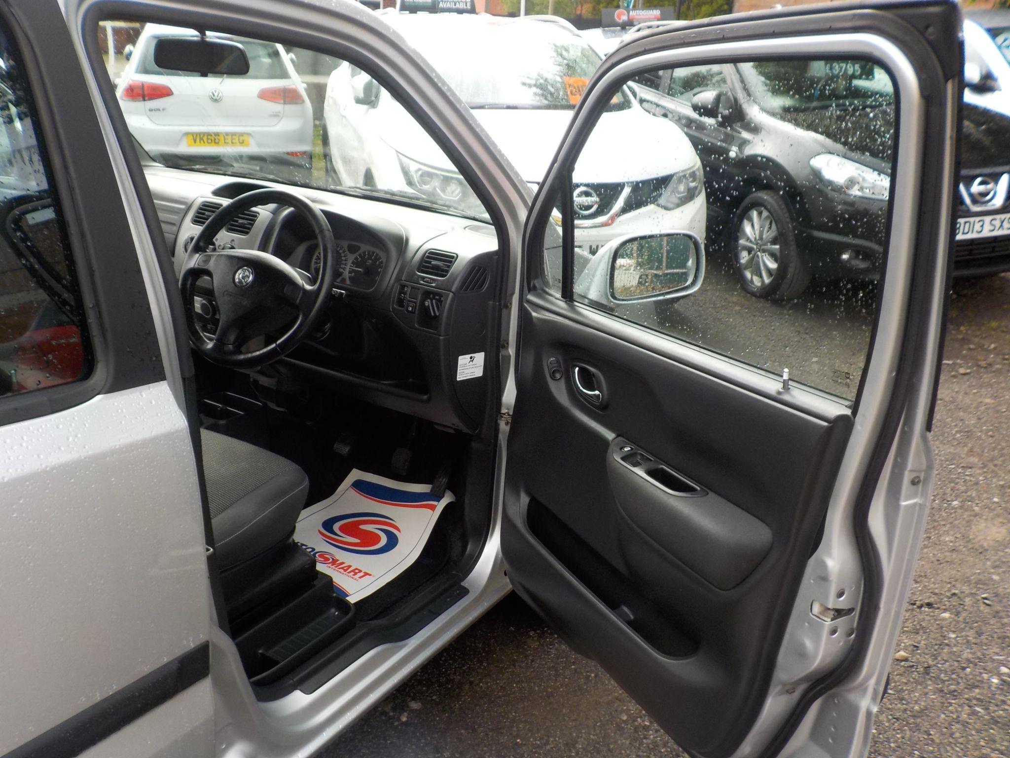 Vauxhall Agila 1.2i Design 5dr