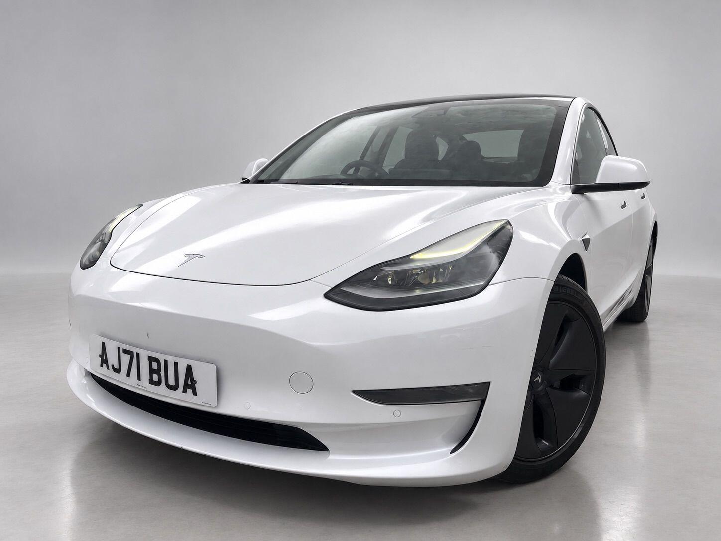 Tesla Model 3 view 8