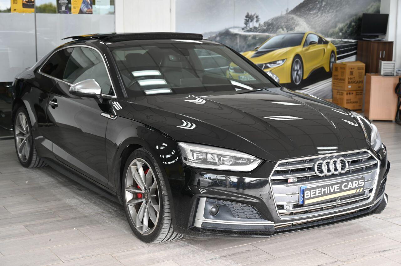 Audi S5 view 2