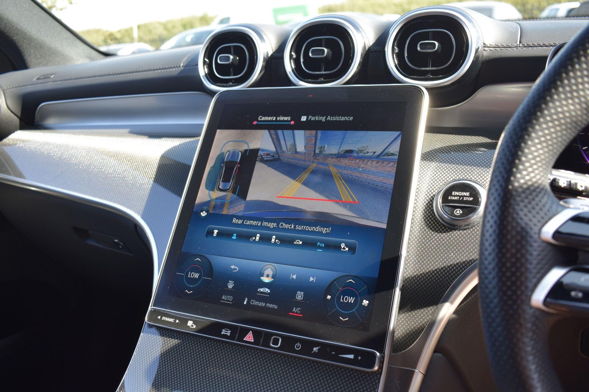 Mercedes-Benz GLC view 21