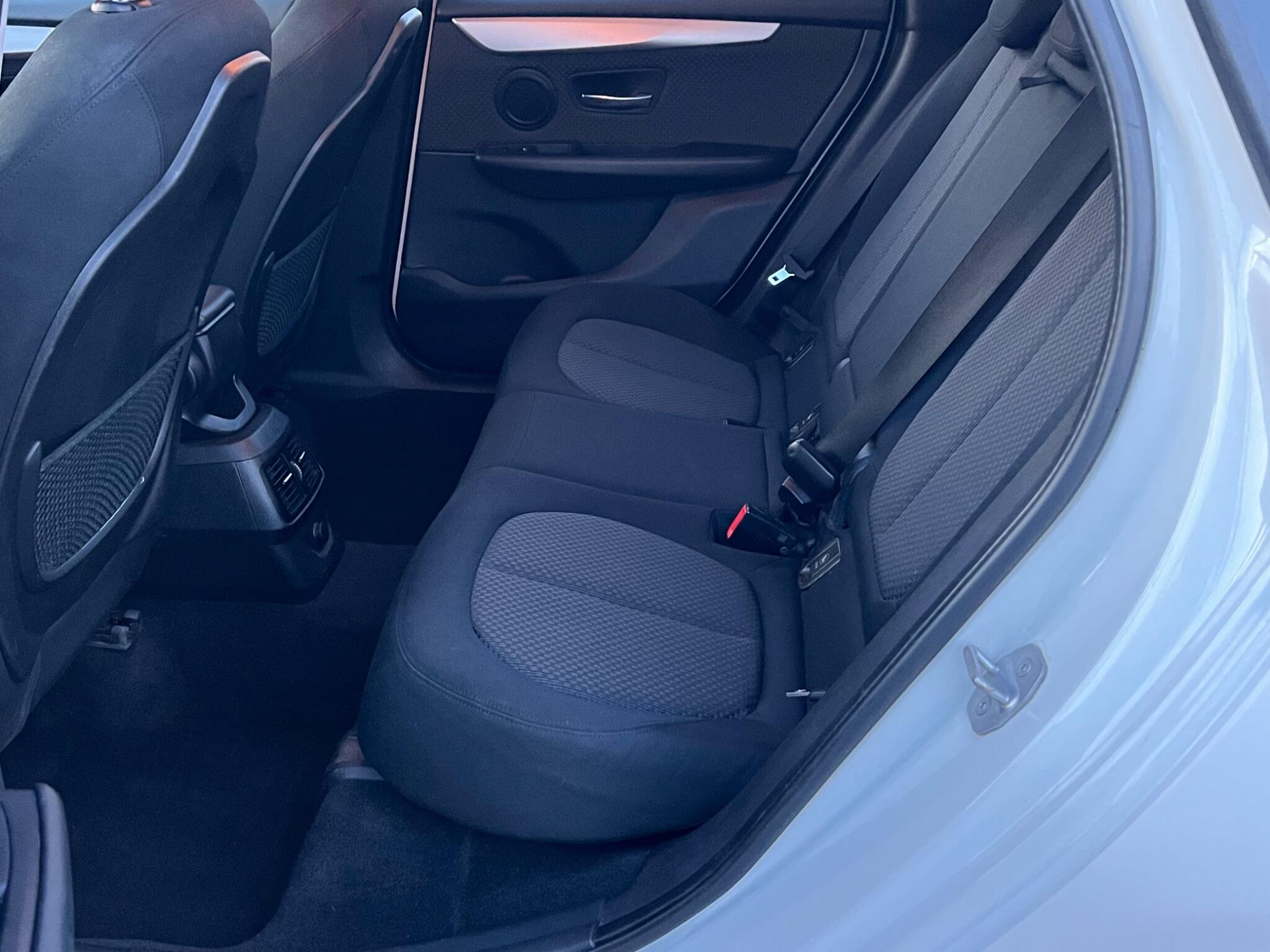 BMW 2 Series Active Tourer view 15