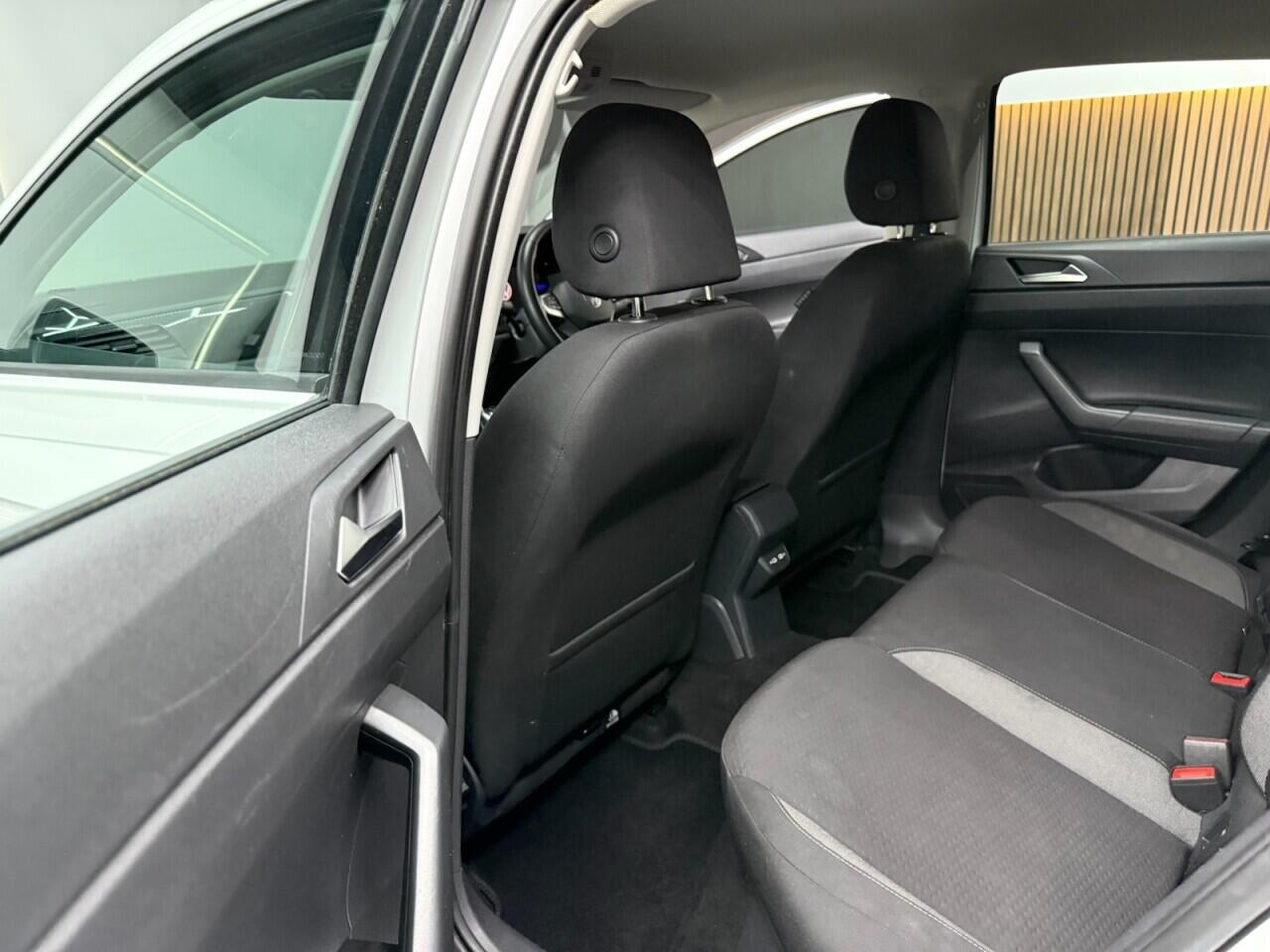 Volkswagen Polo view 41