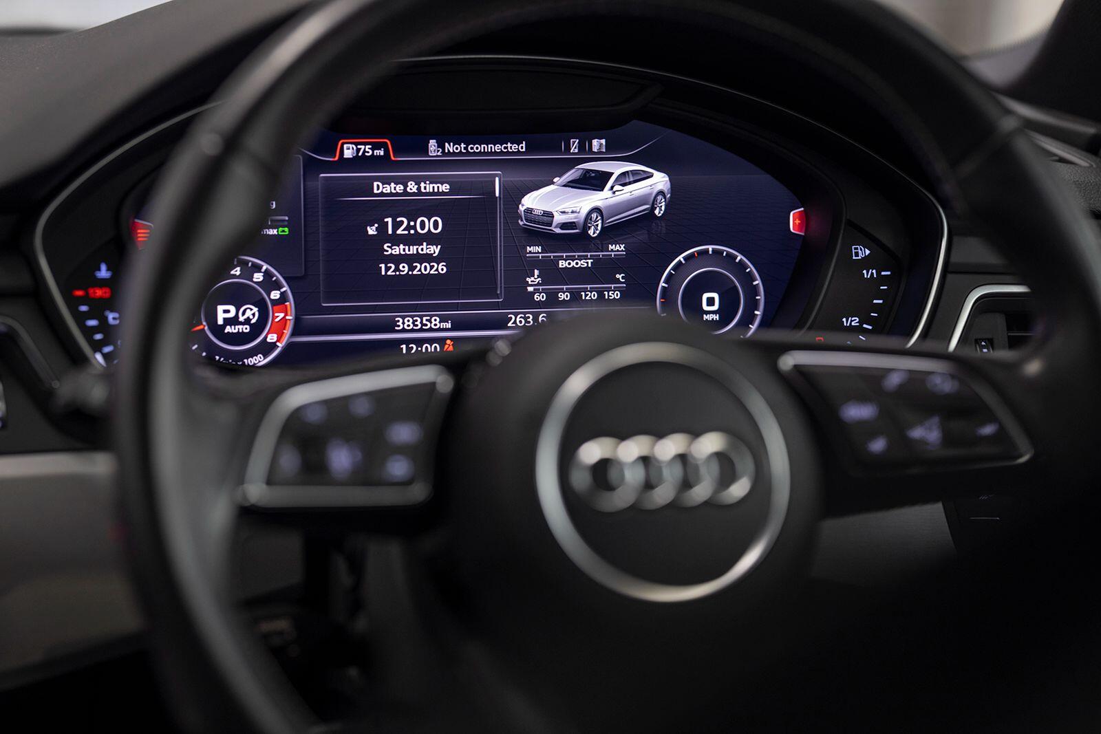 Audi S5 view 56