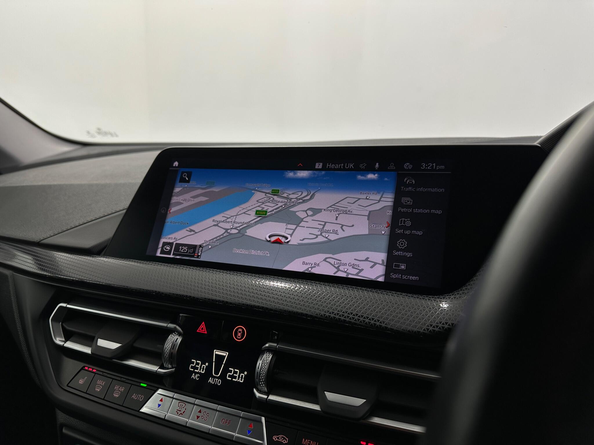 BMW 2 Series view 22