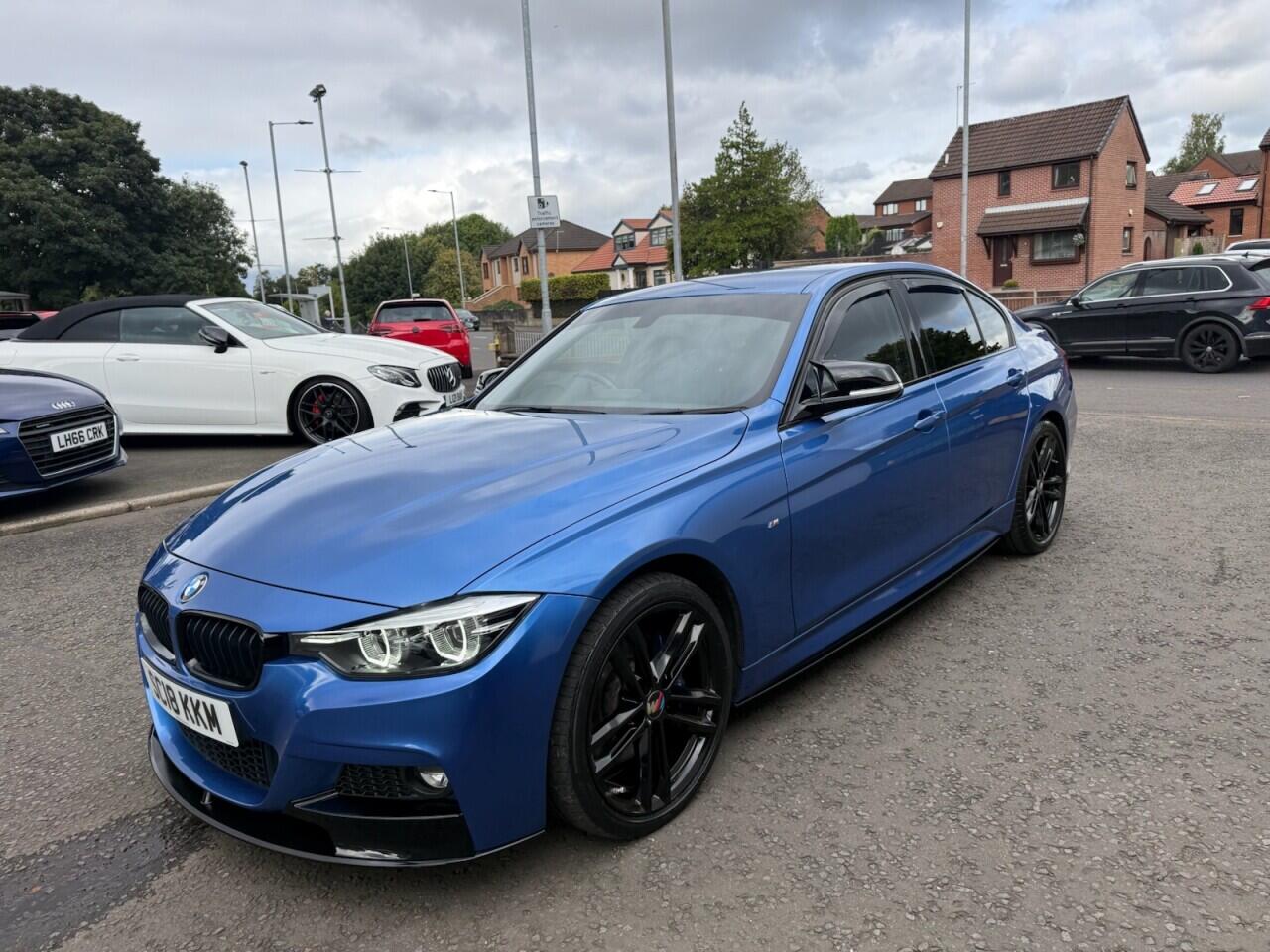 BMW 3 Series view 10