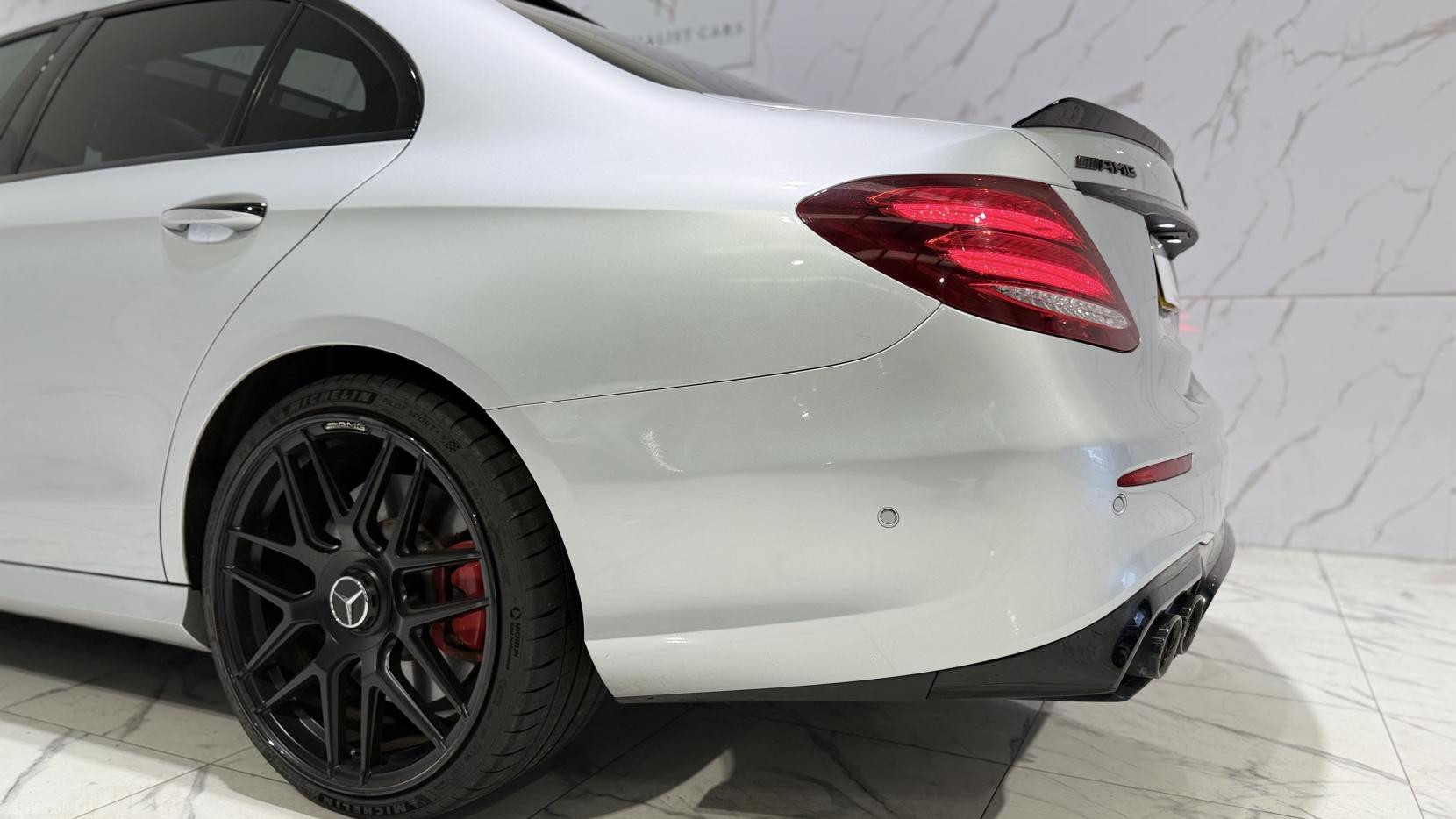 Mercedes-Benz E Class view 51