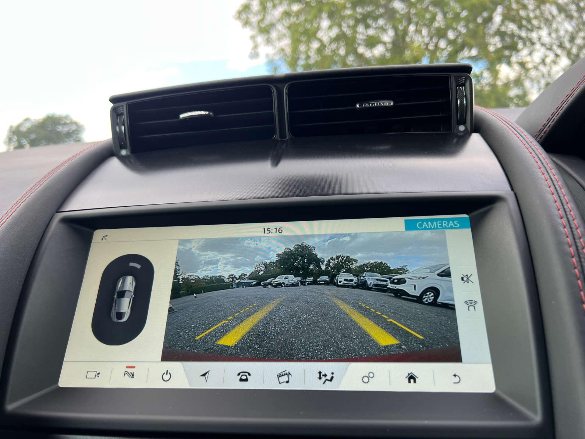 Jaguar F-Type view 43