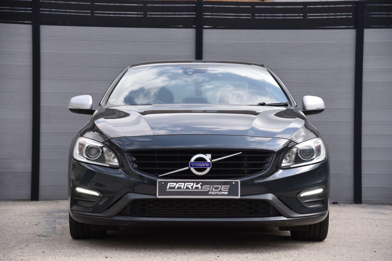 Volvo S60 view 4