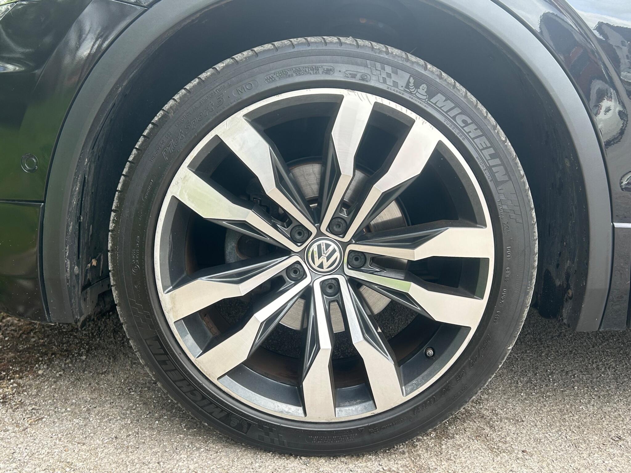 Volkswagen Tiguan view 39