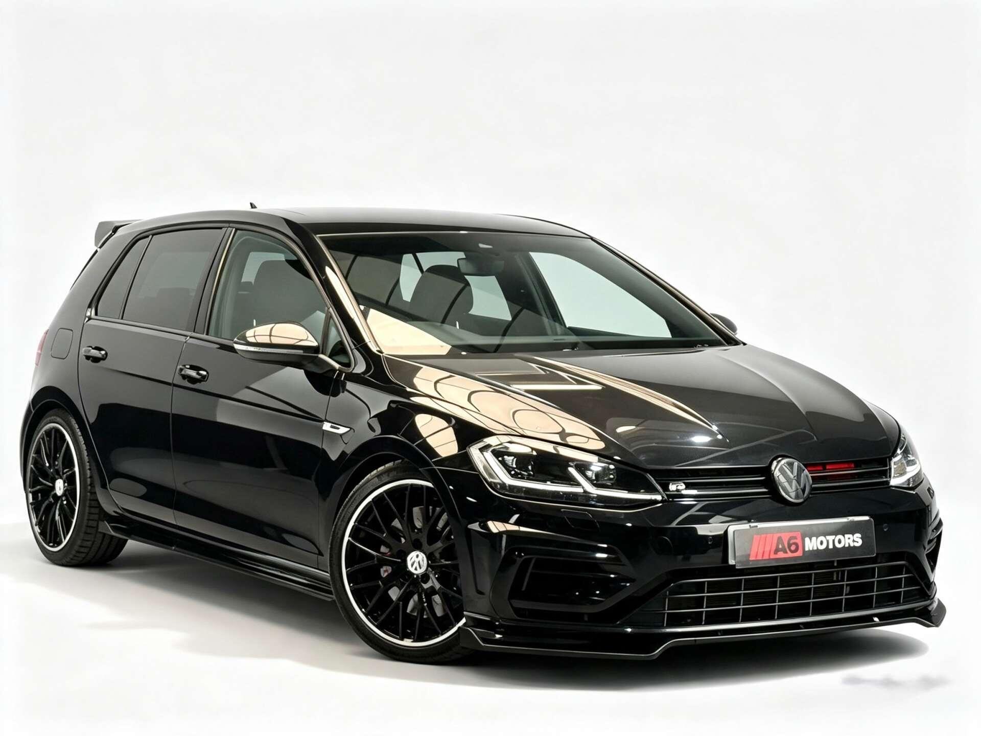 Volkswagen Golf view 2