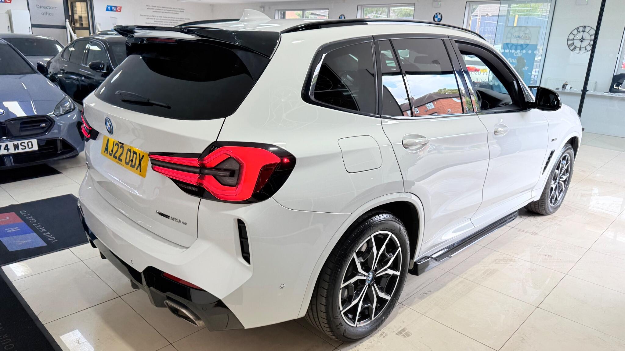 BMW X3 view 40