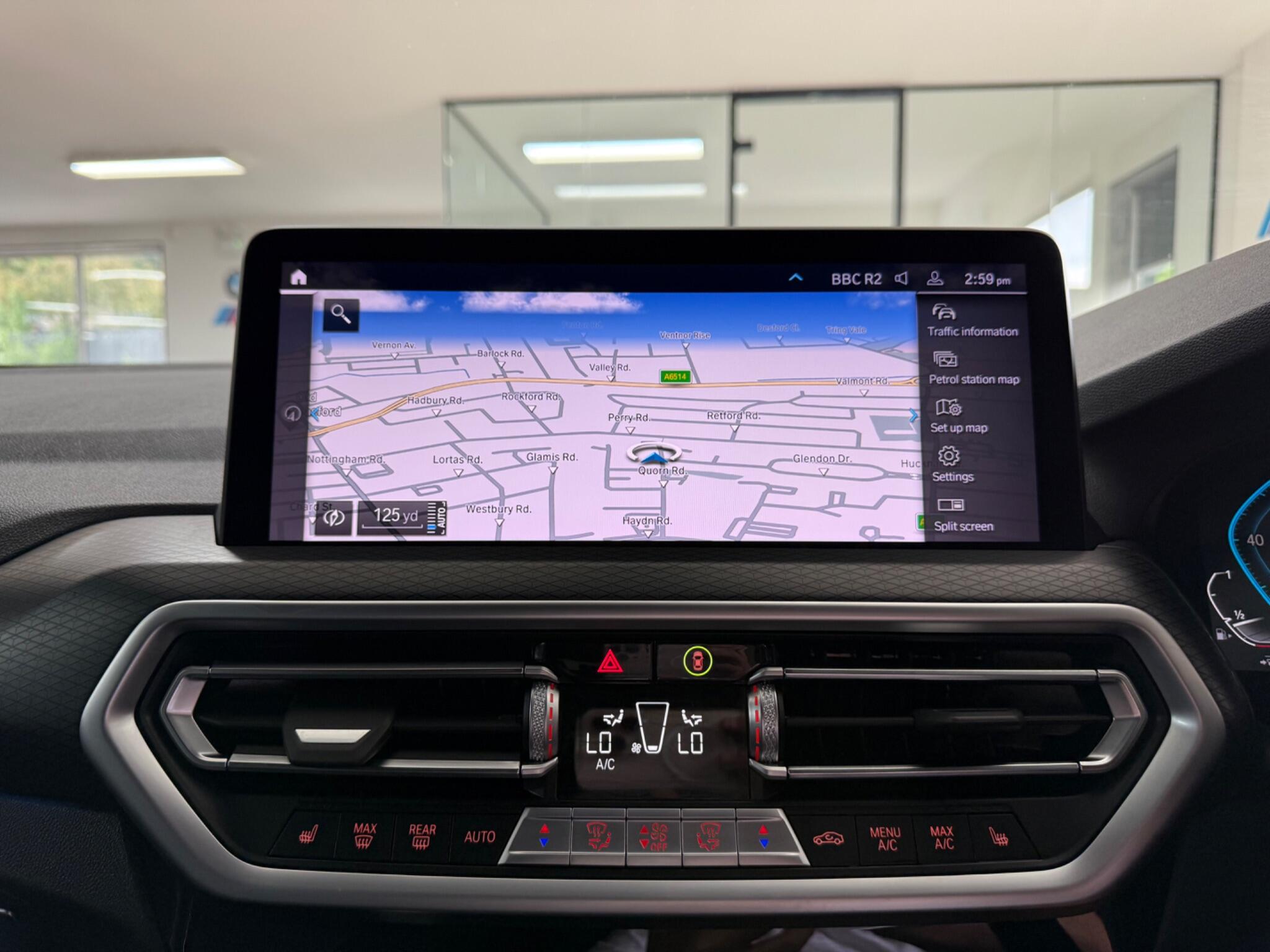BMW X3 view 21