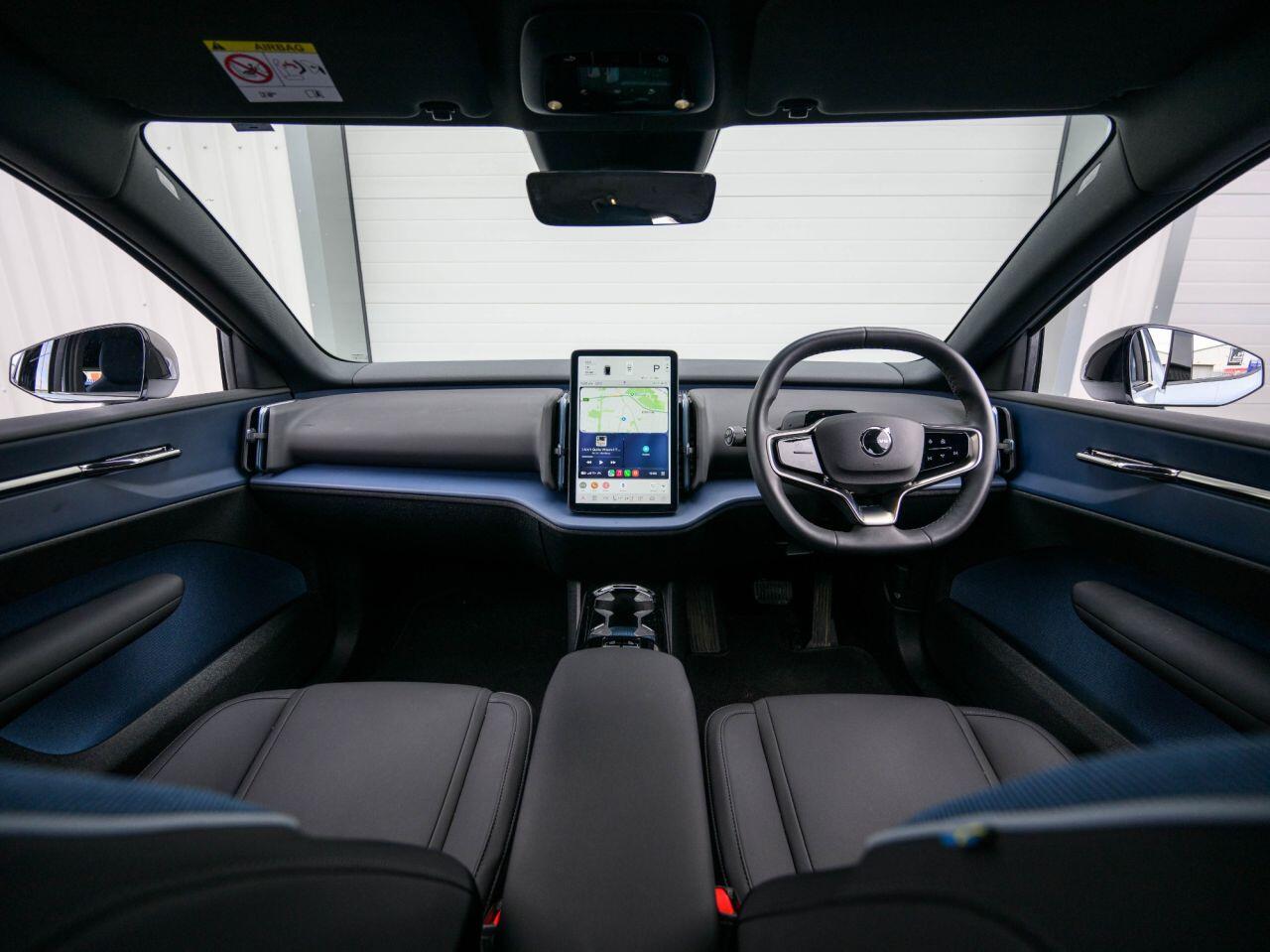 Volvo EX30 view 3