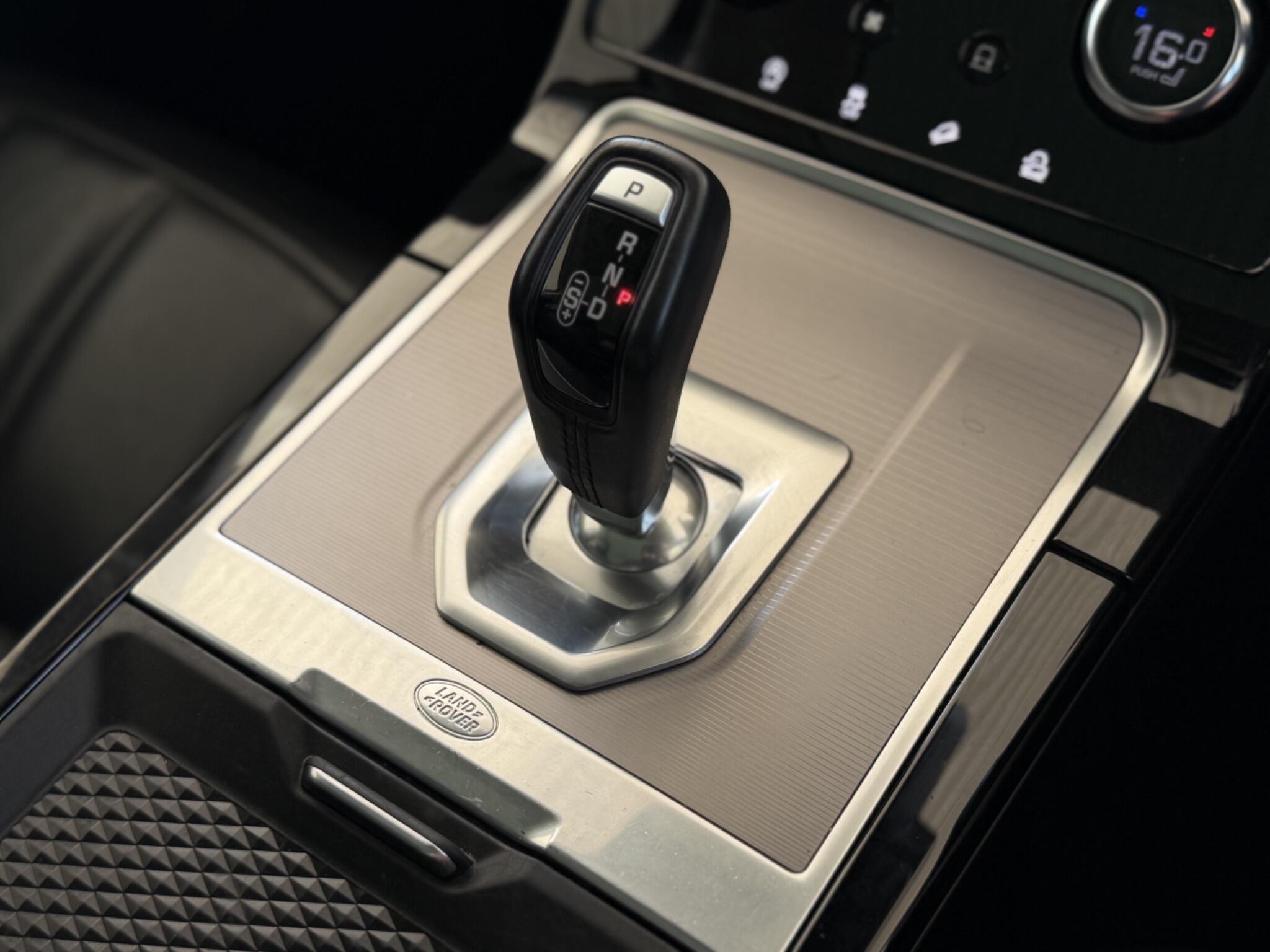 Land Rover Range Rover Evoque view 14