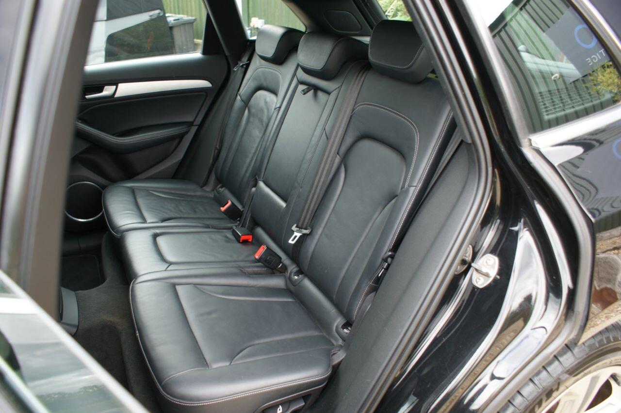 Audi SQ5 view 31