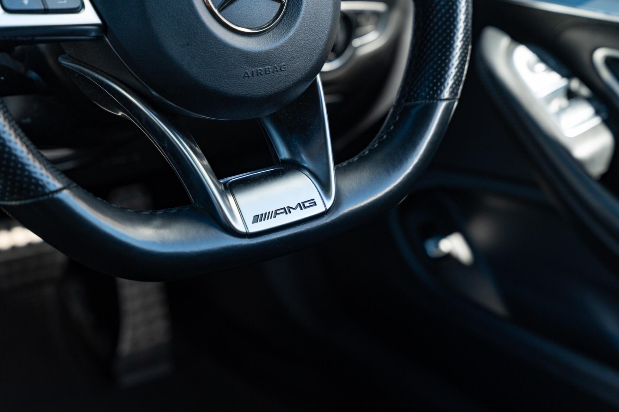 Mercedes-Benz C-Class view 13