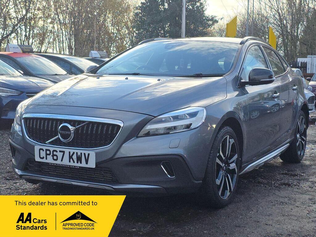 2017 Volvo V40 Cross Country 2.0 T3 Pro Euro 6 (s/s) 5dr • 44,733 miles image 1
