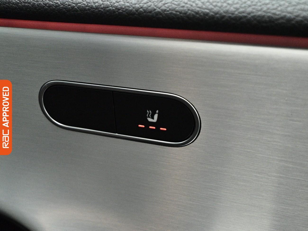Mercedes-Benz Cla view 19
