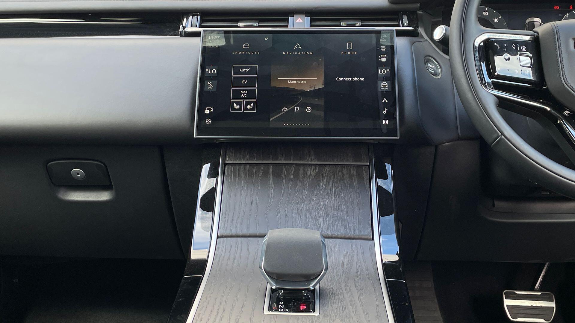 Land Rover Range Rover Velar view 14