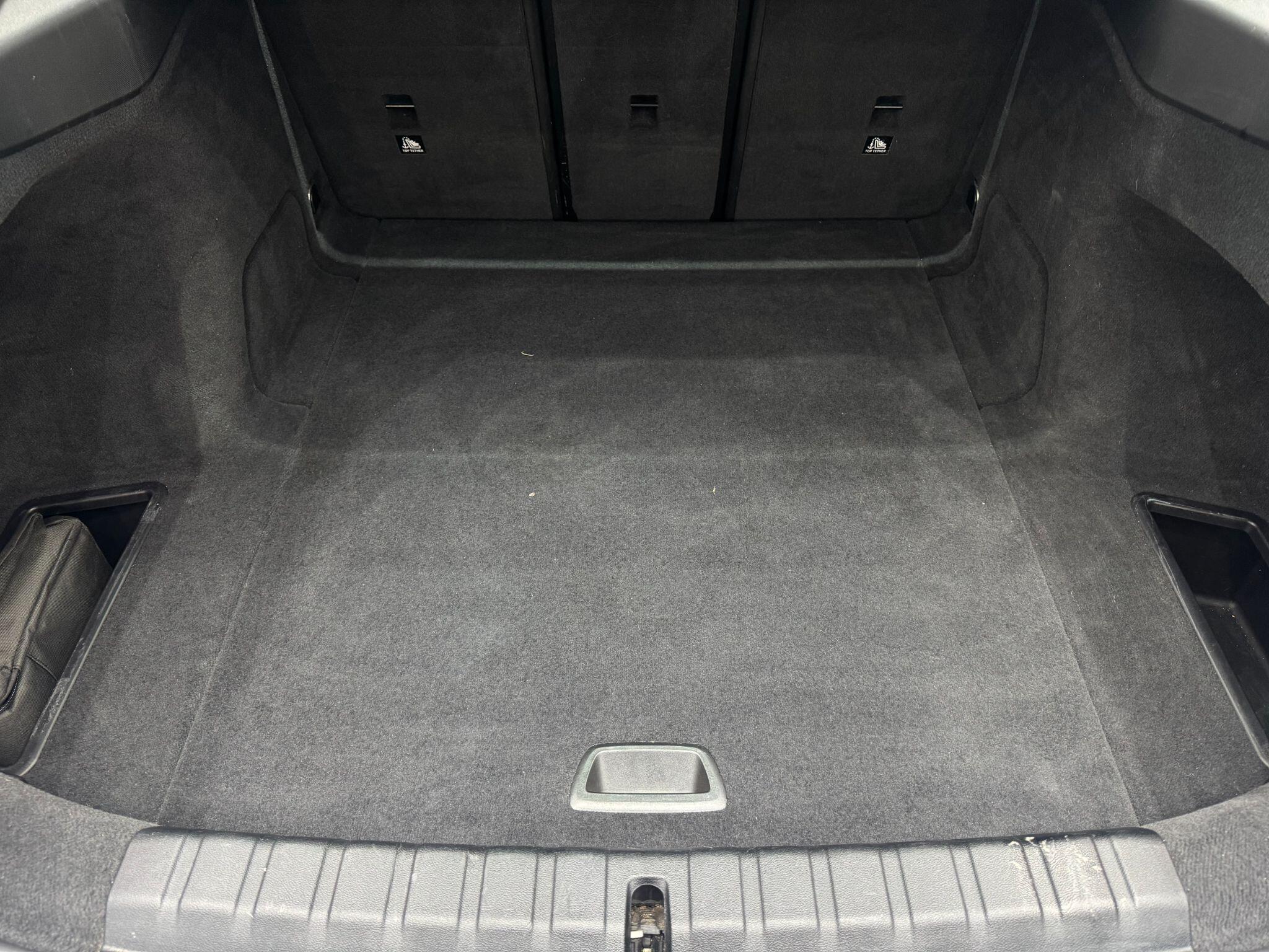 BMW I4 view 62