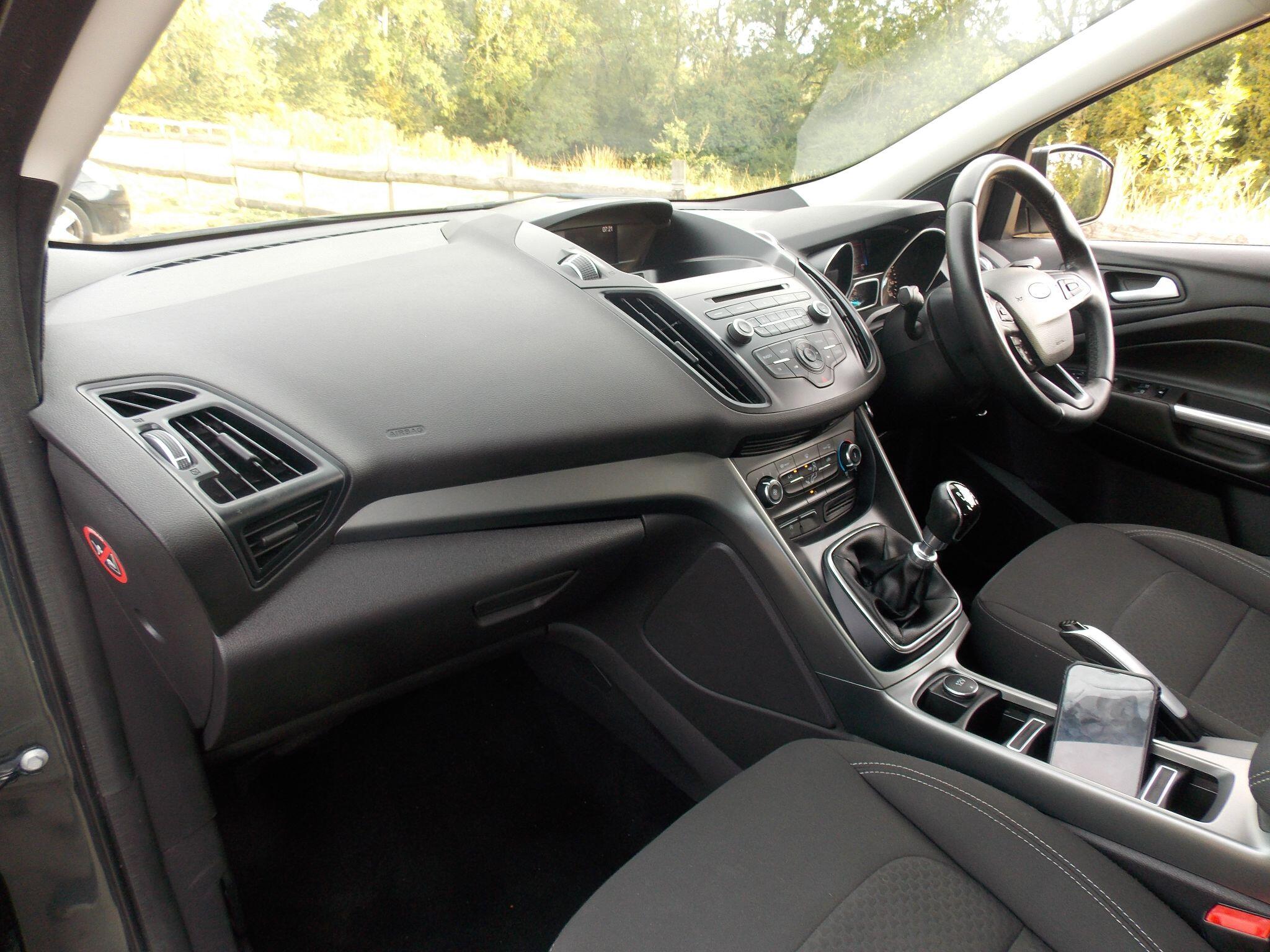Ford Kuga view 23