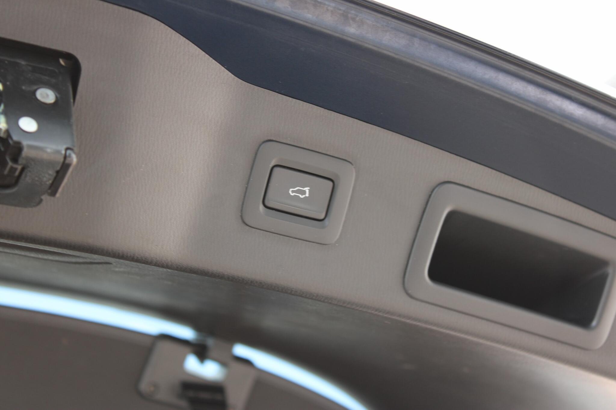 Mazda CX-5 view 8