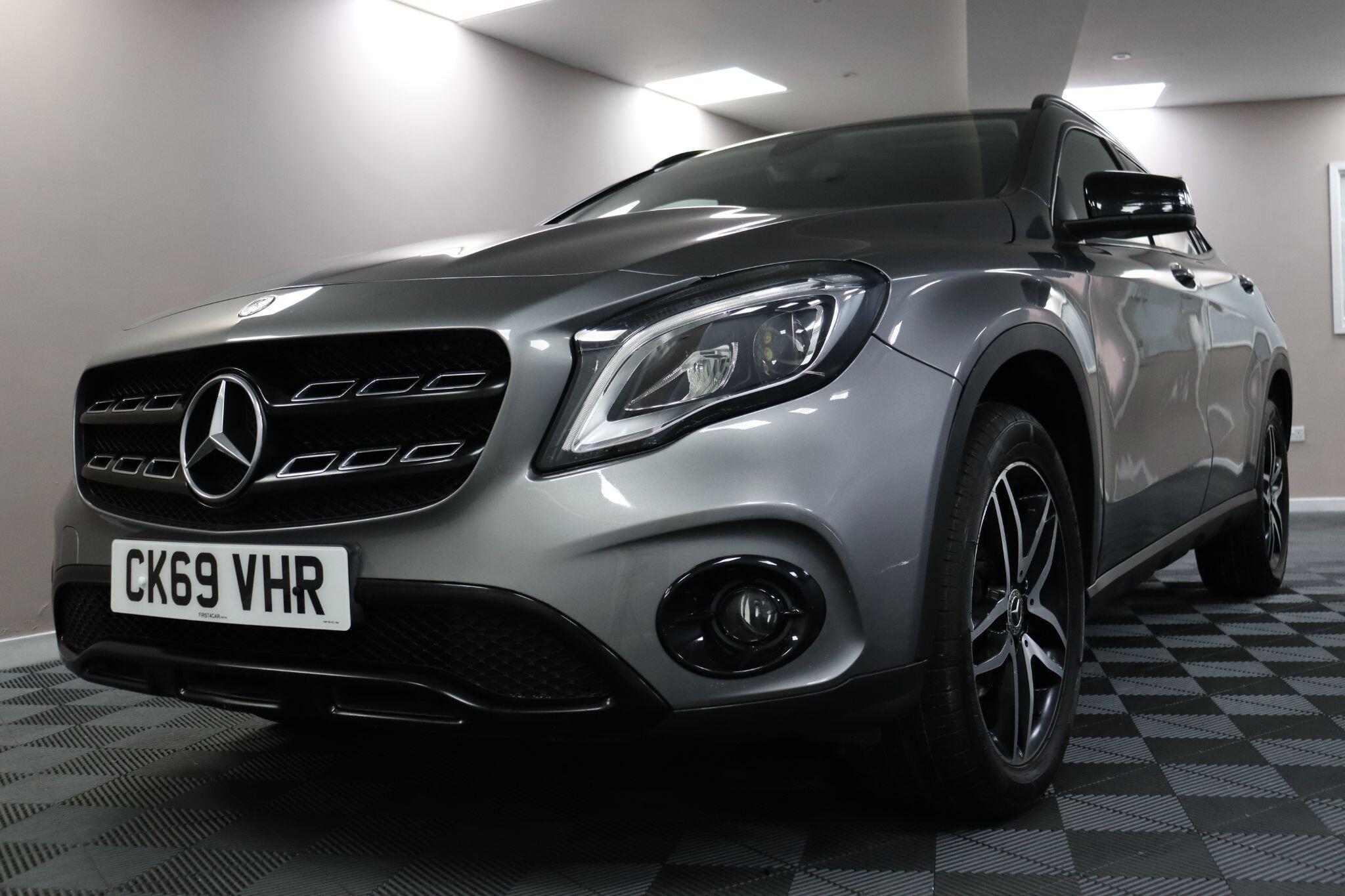 Mercedes-Benz Gla view 28