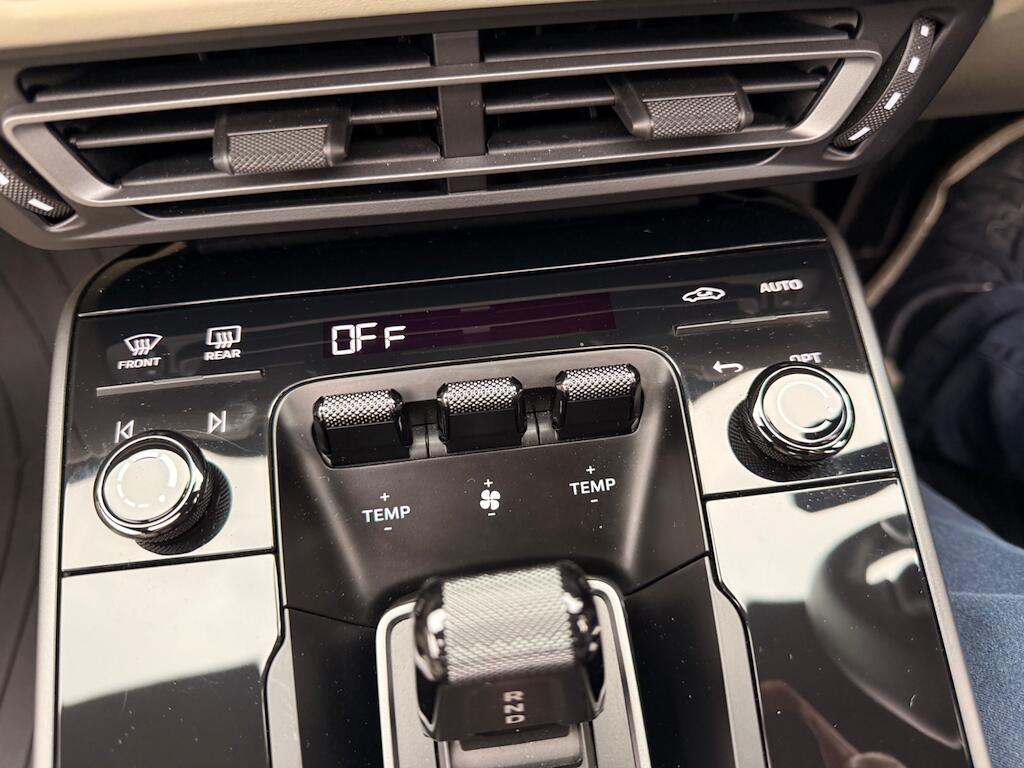 Porsche 911 view 49