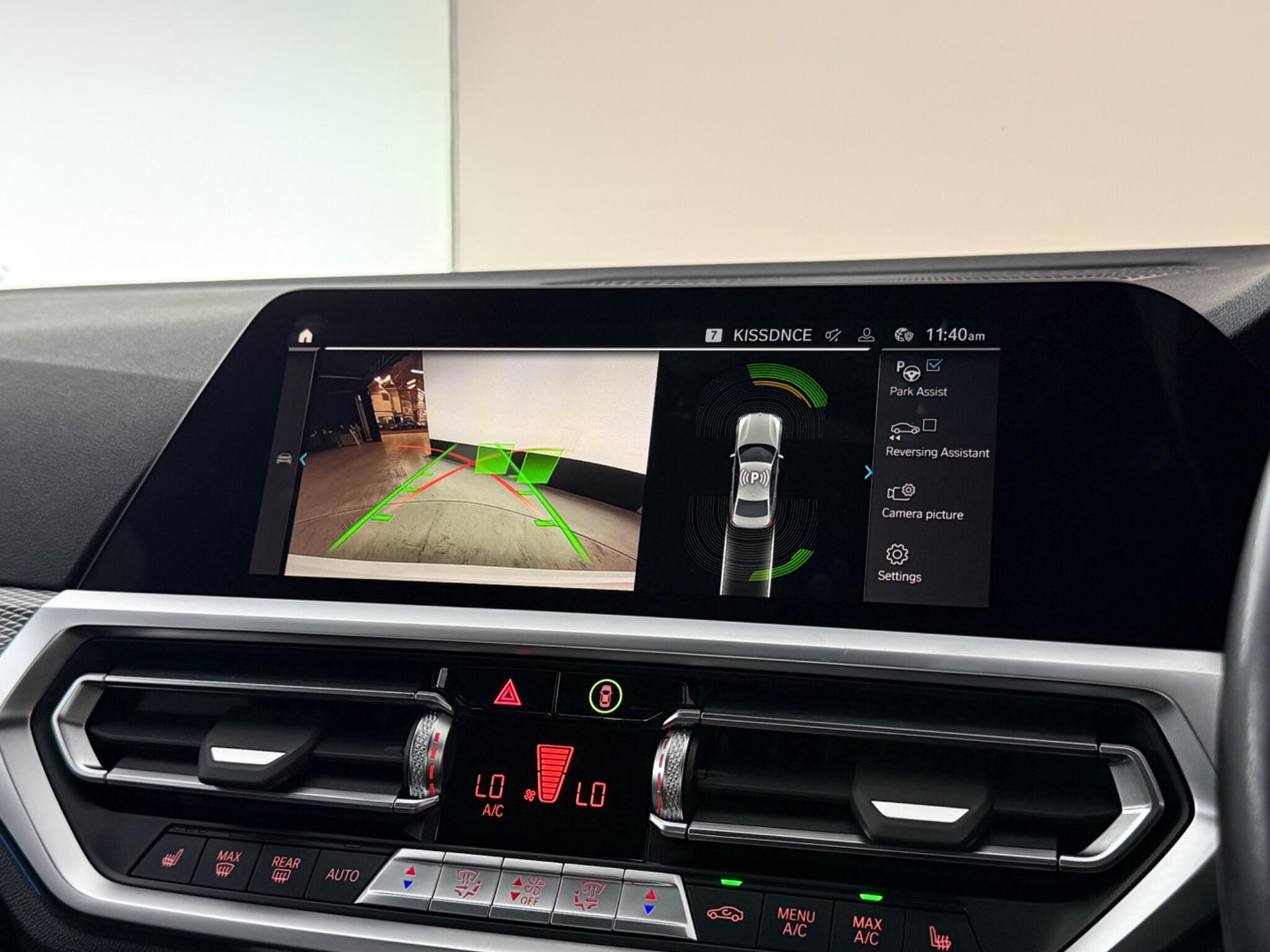 BMW 3 Series view 34