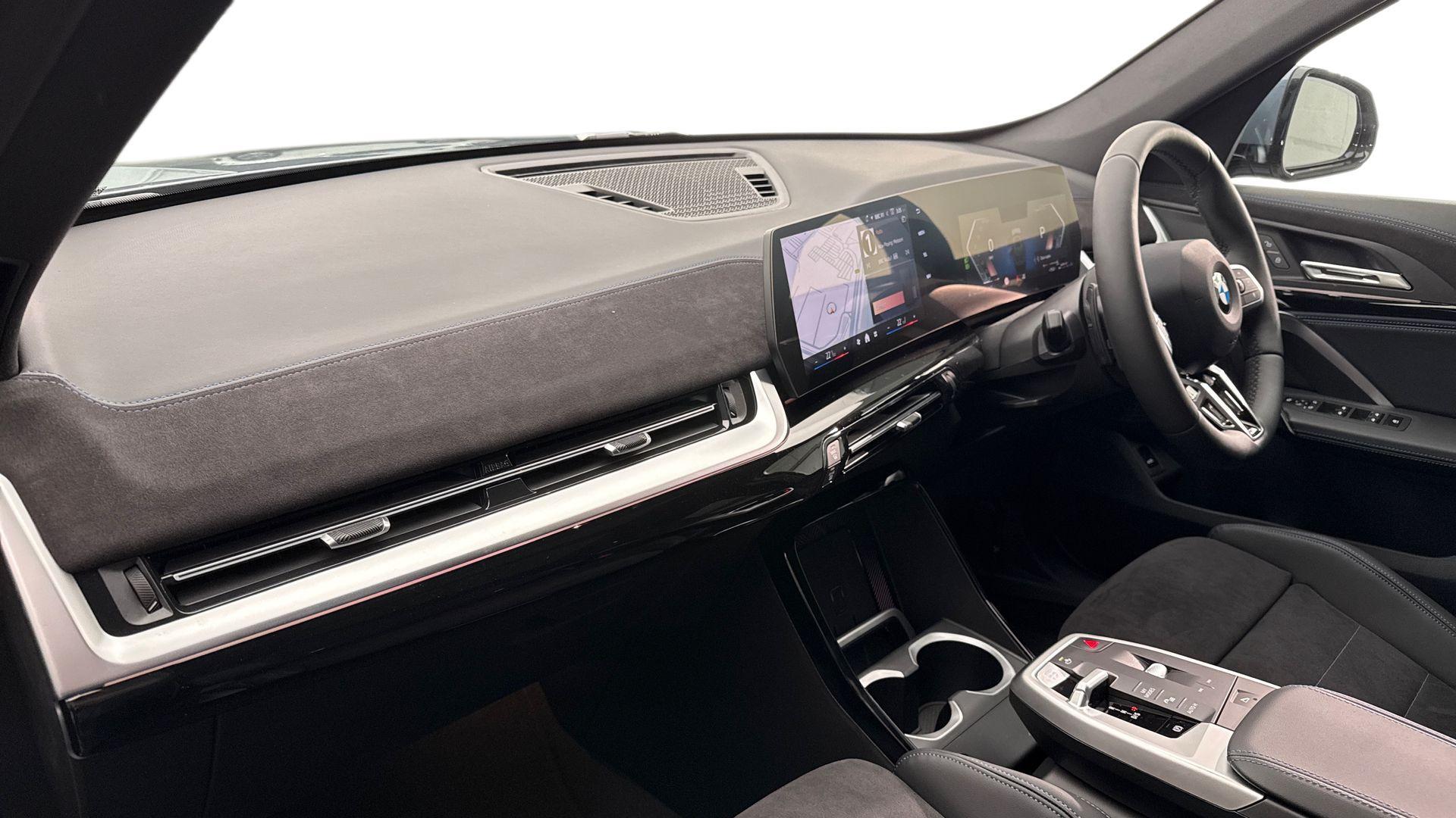 BMW X1 view 7