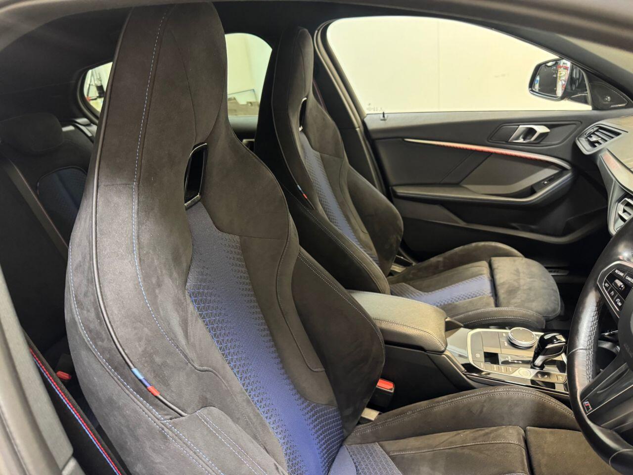 BMW 1 Series view 77