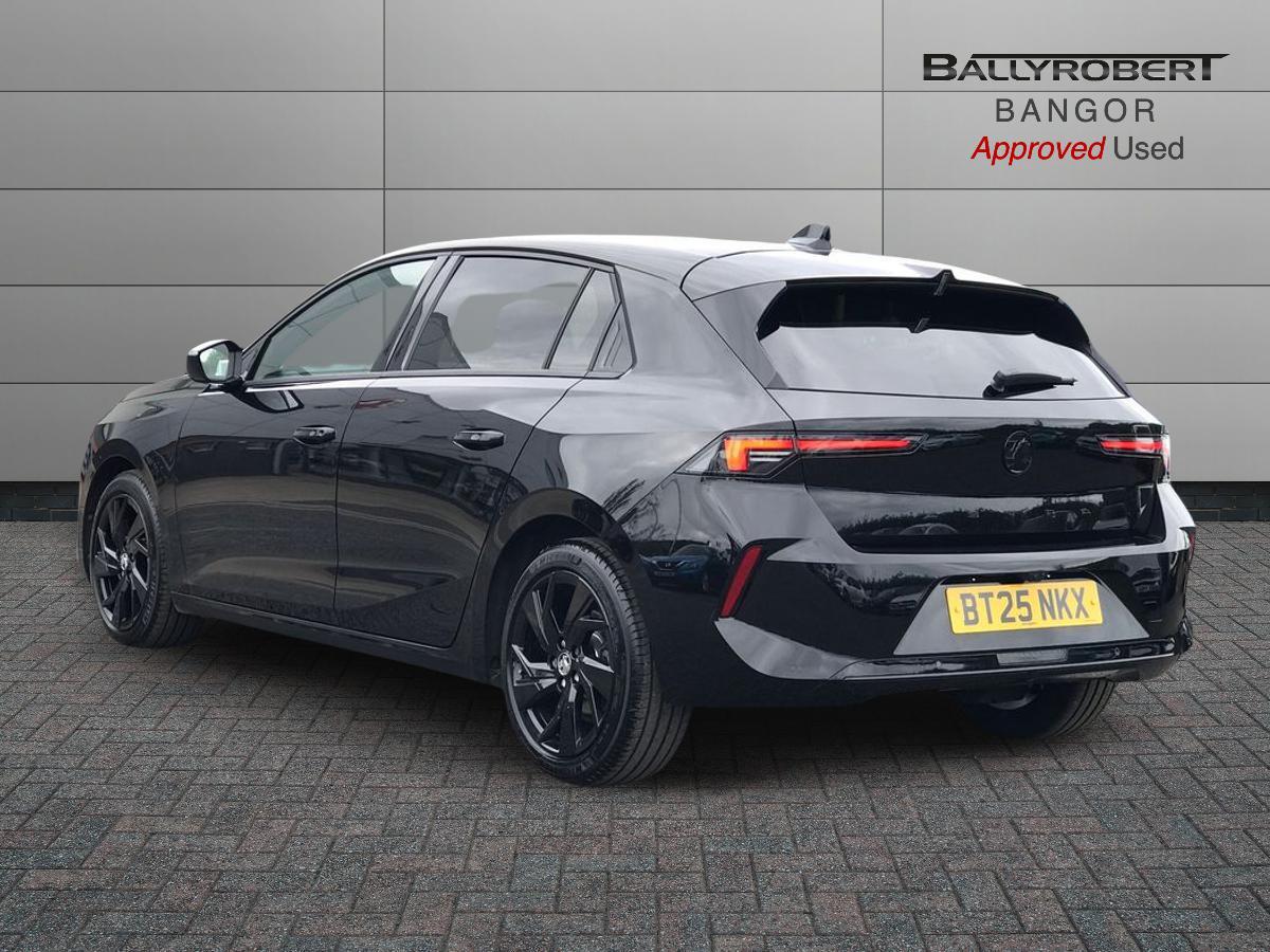 Vauxhall Astra view 2
