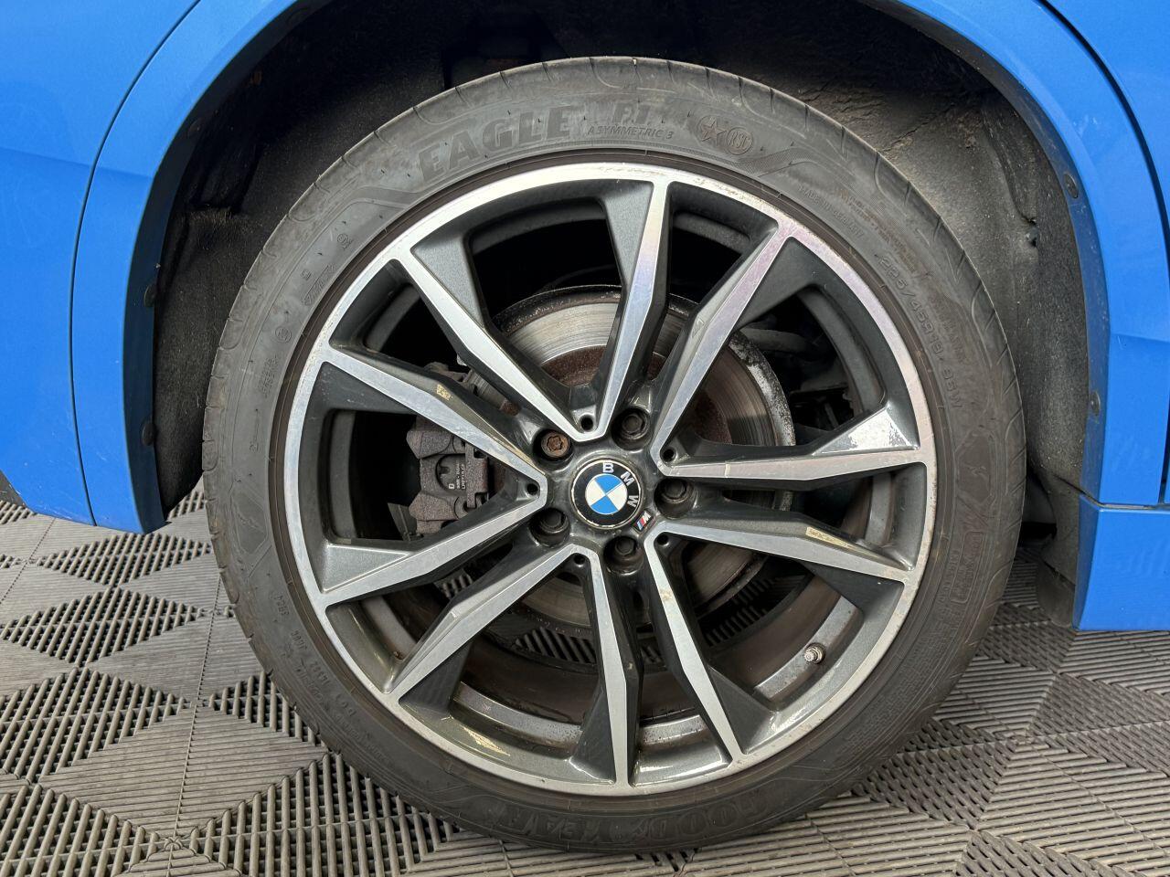 BMW X2 view 19