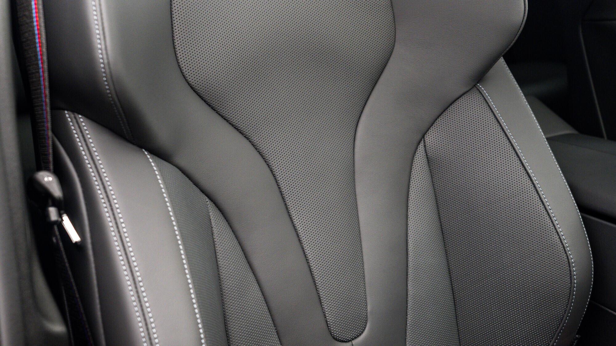 BMW M5 view 32